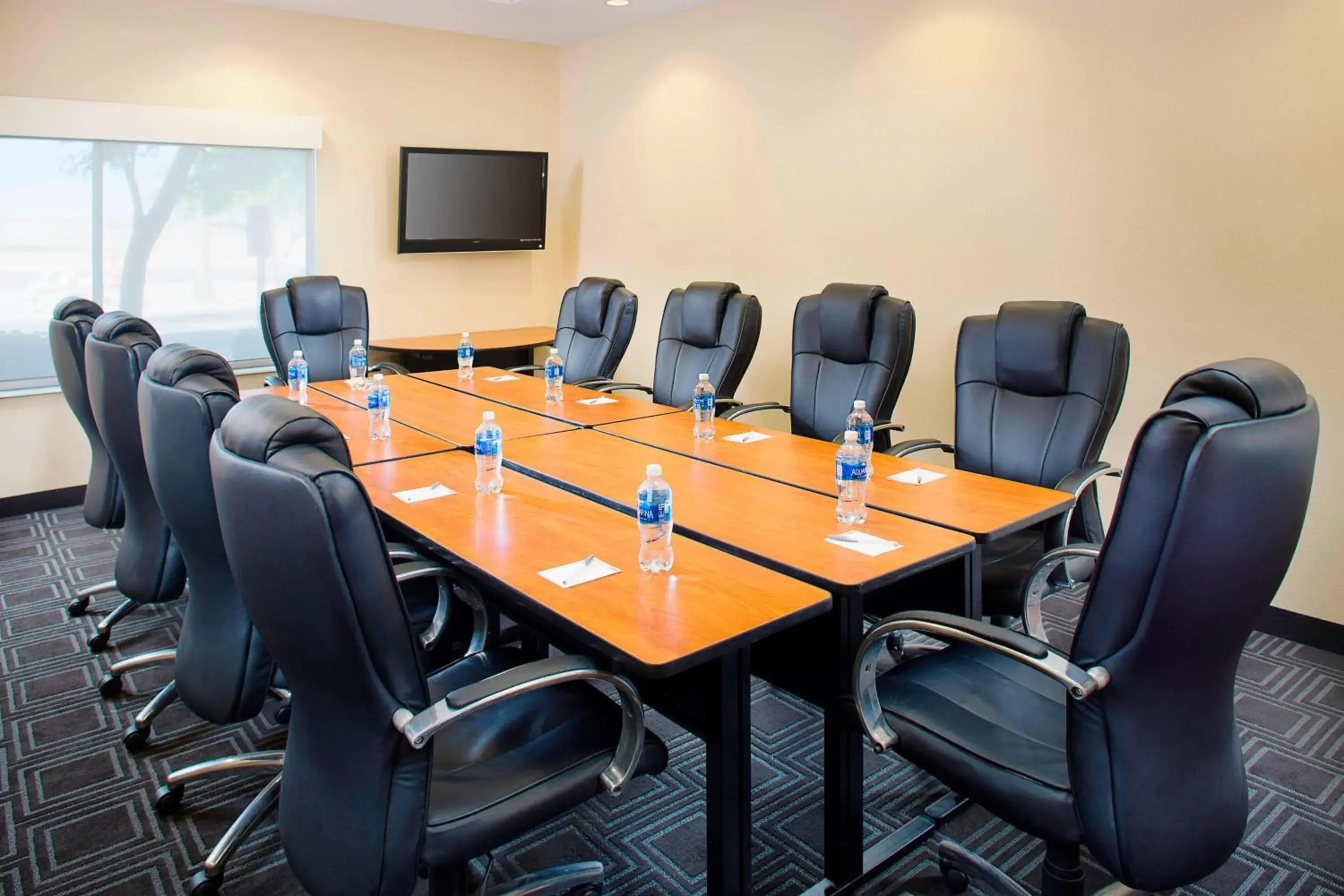Meeting/conference room in TownePlace Suites by Marriott Phoenix Goodyear