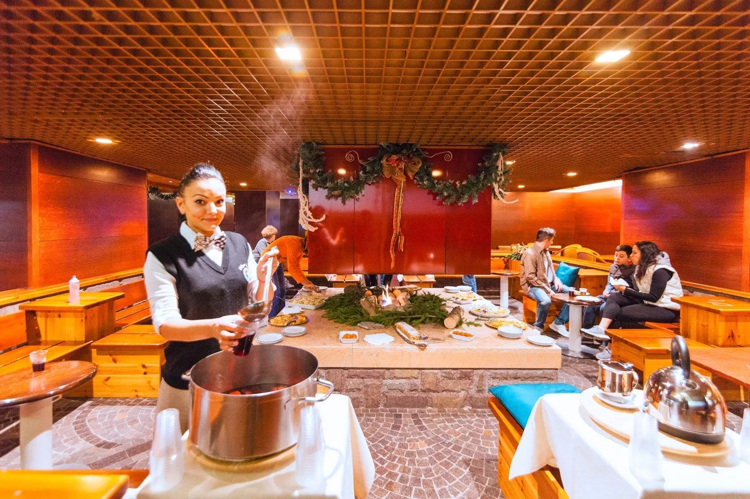 Lounge or bar in Hotel Club Regina E Fassa