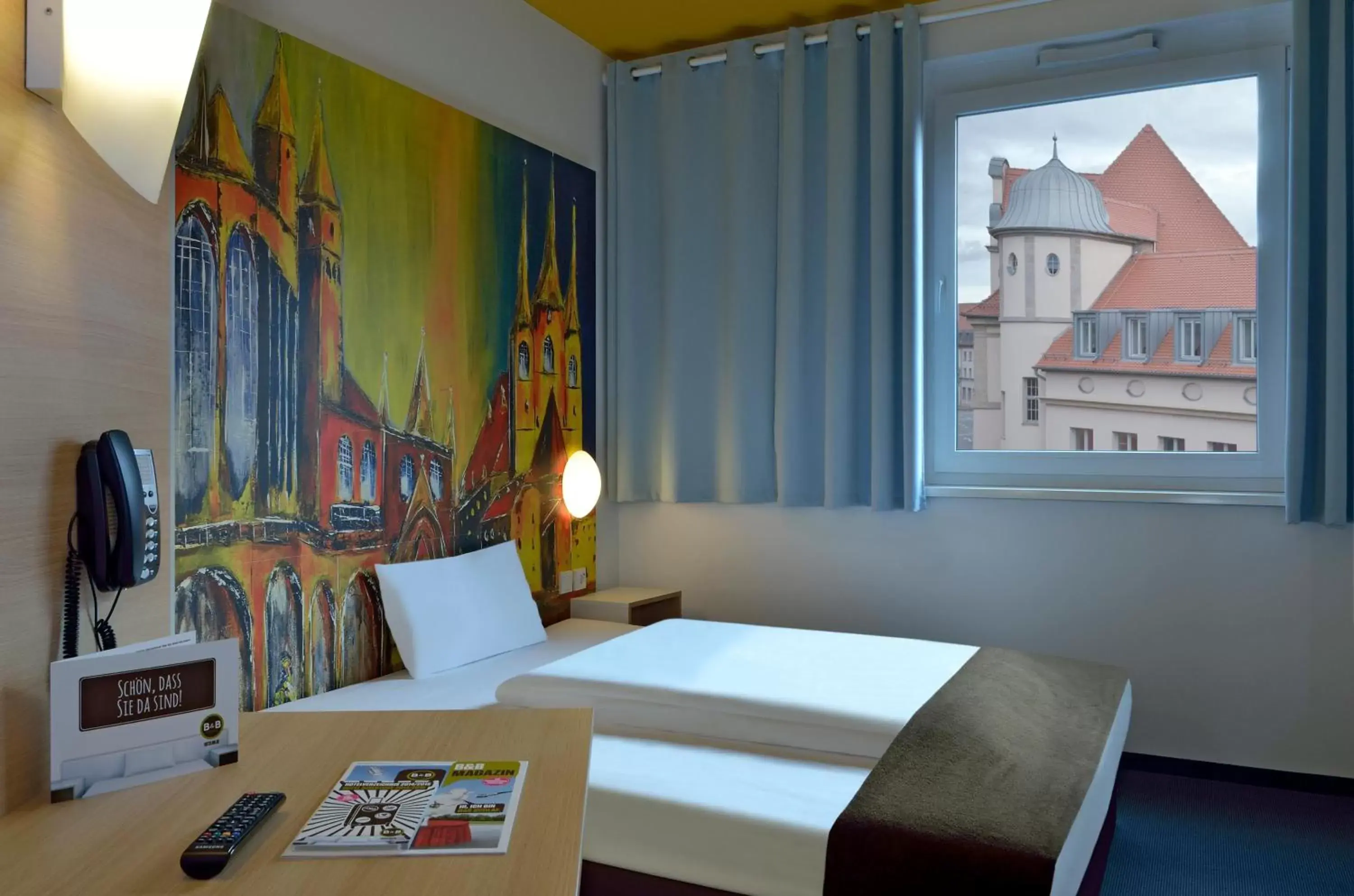 Photo of the whole room, Bed in B&B Hotel Erfurt