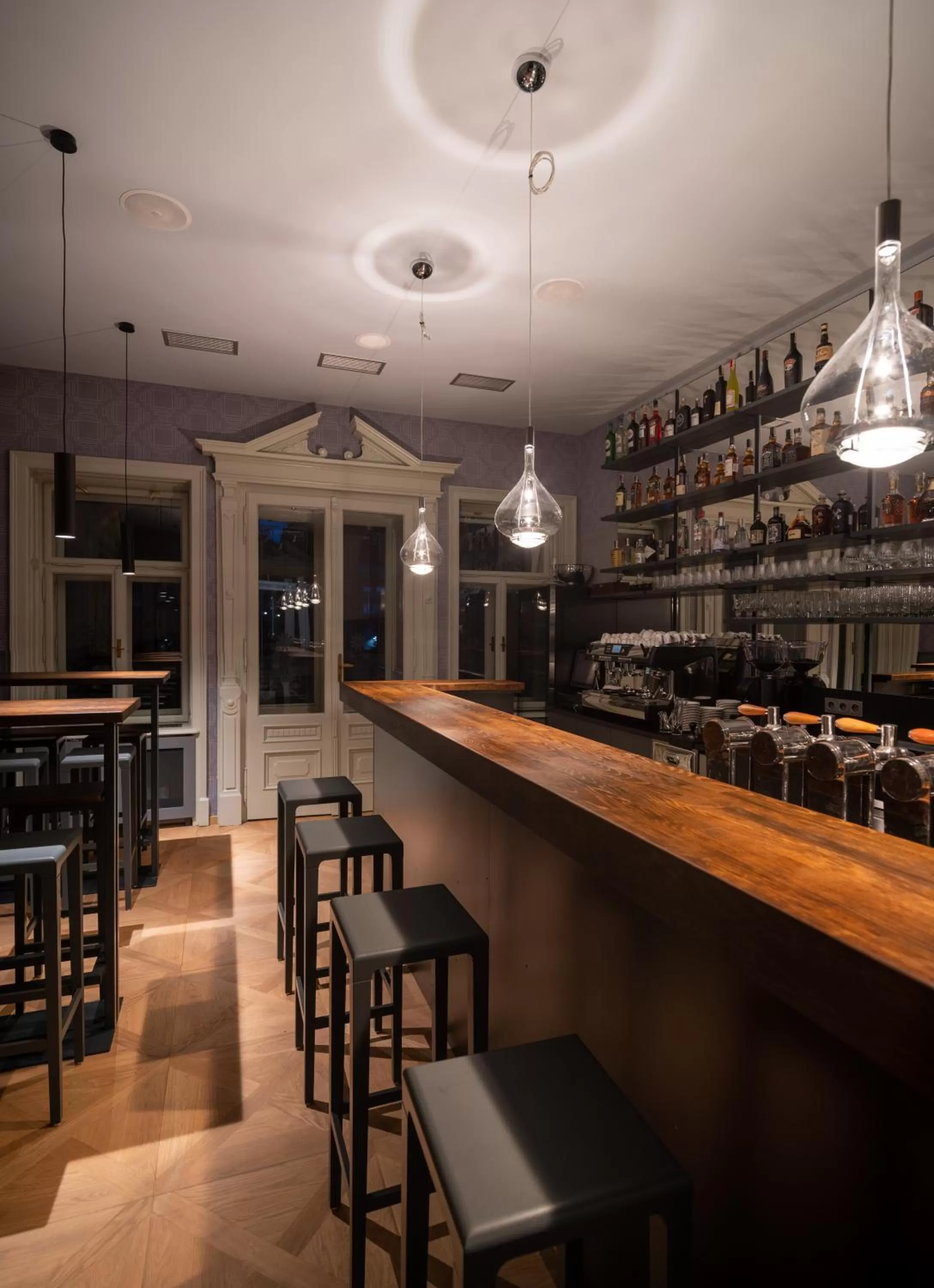 Restaurant/places to eat in Villa Rosenaw