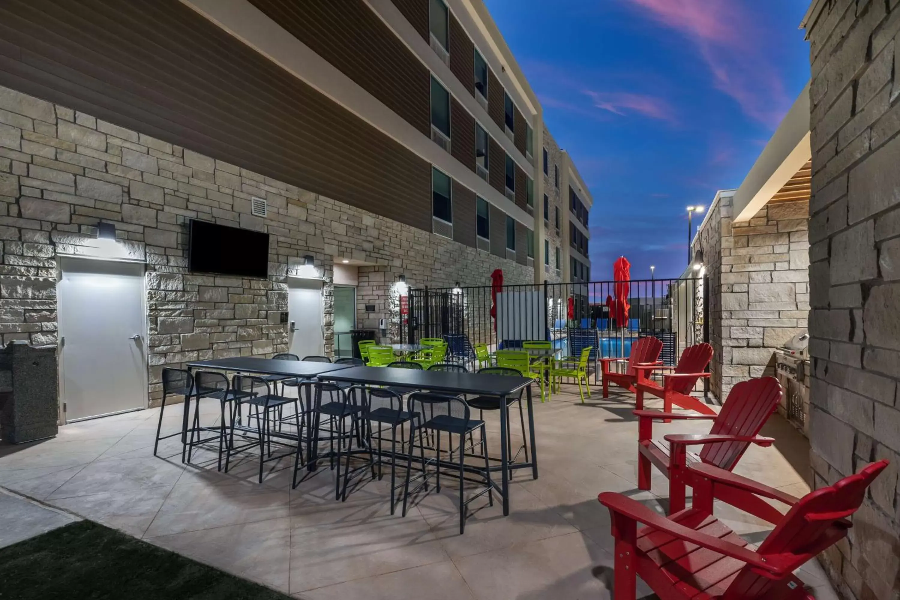 Patio, Restaurant/Places to Eat in Home2 Suites By Hilton Midland East, Tx