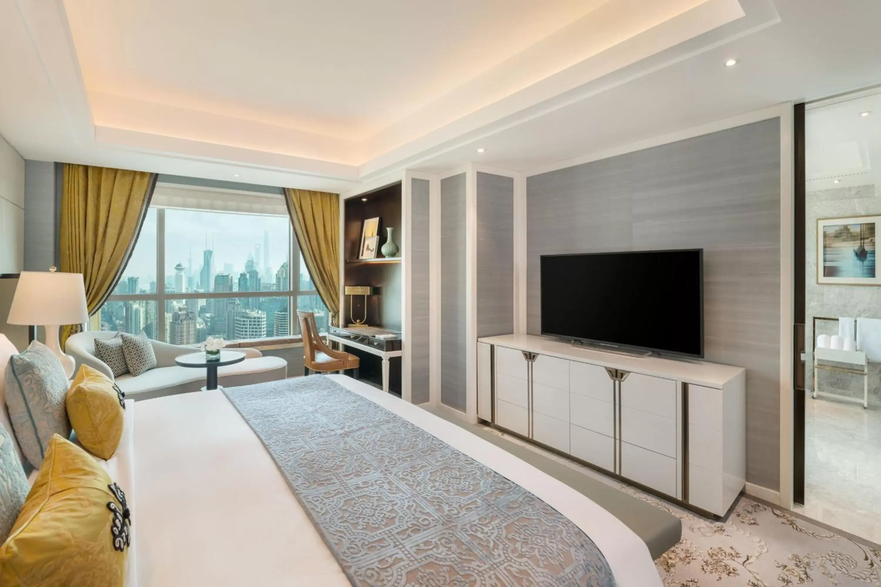 Photo of the whole room, TV/Entertainment Center in The St. Regis Shanghai Jingan