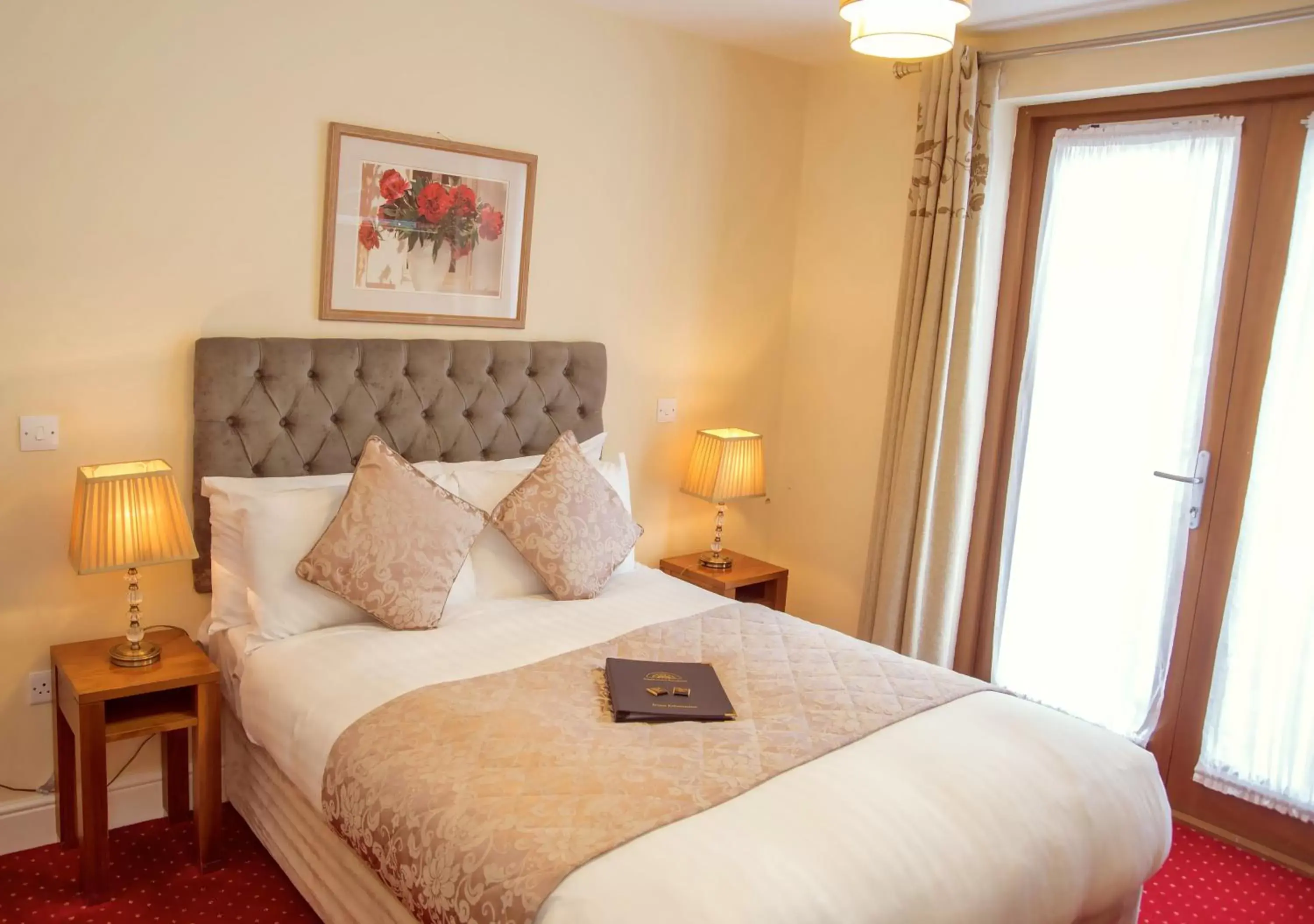 Bed in Baggot Court Townhouse