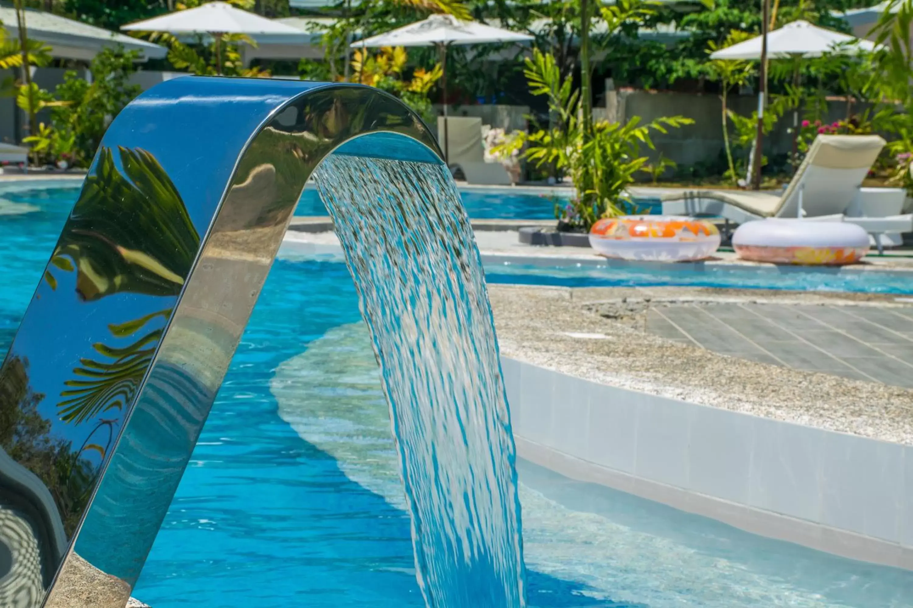 Swimming Pool in Marina Point Bay Resort