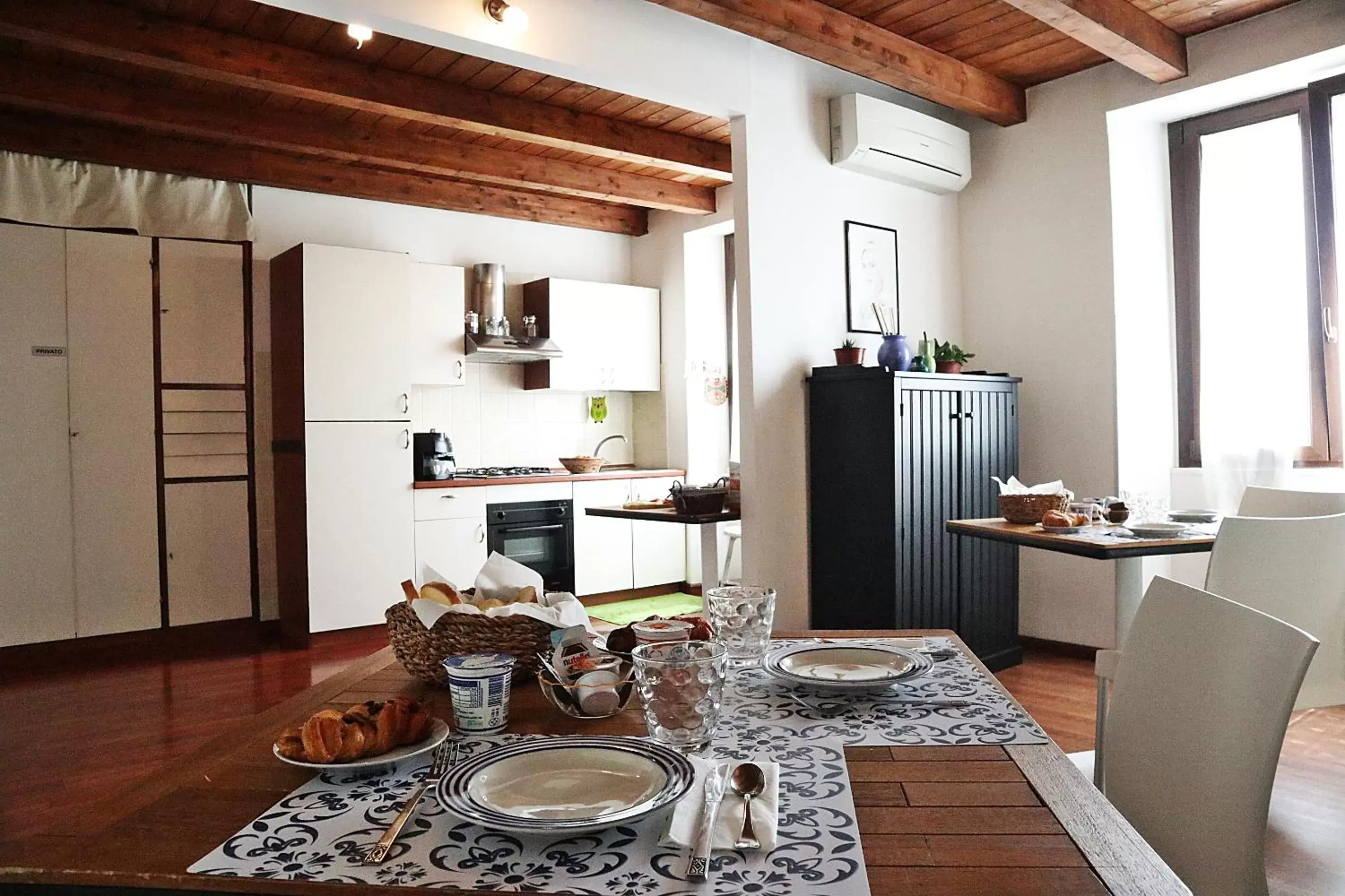 Food and drinks, Kitchen/Kitchenette in Cuscino e Cappuccino B&B