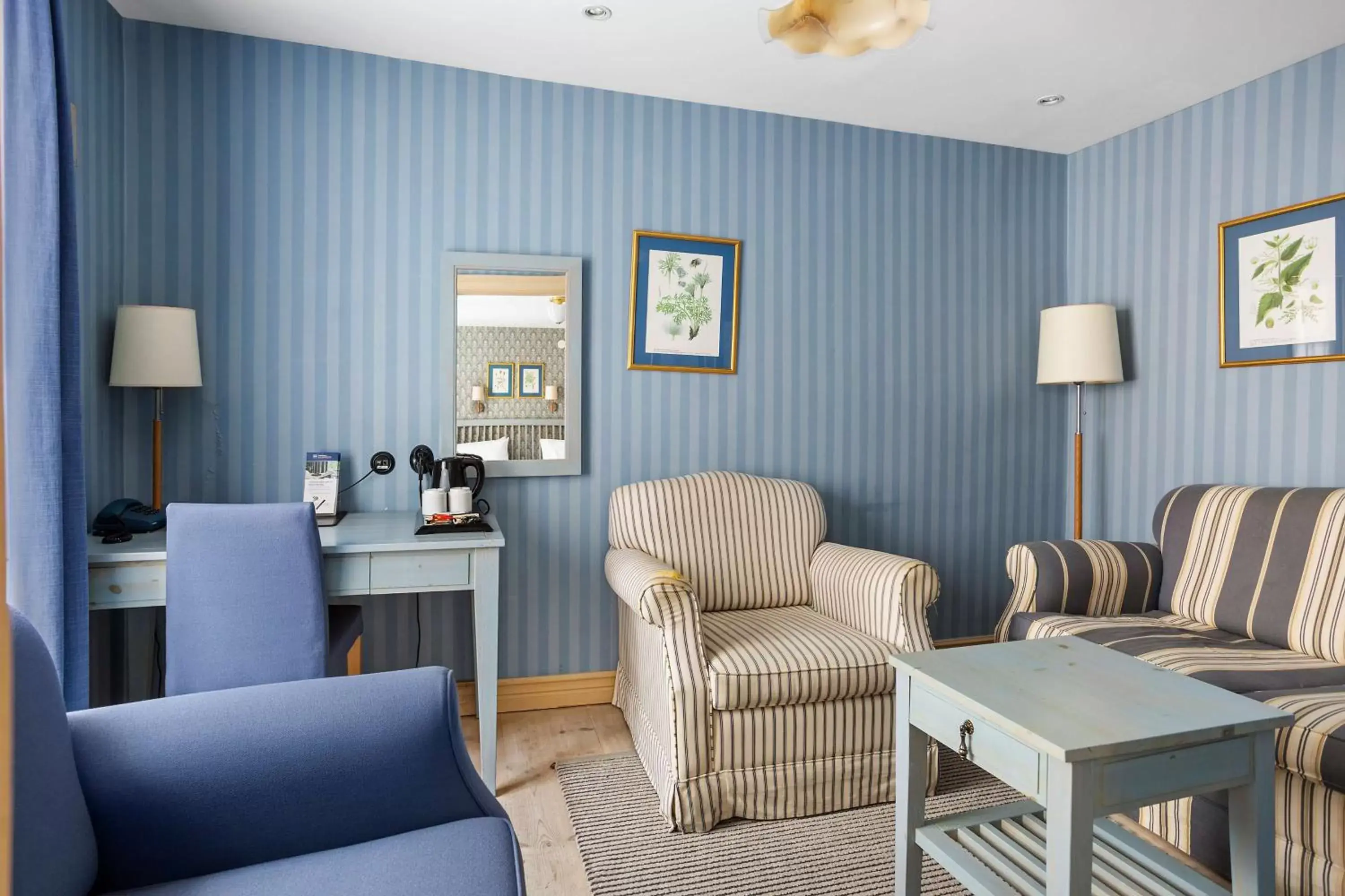 Bedroom, Seating Area in Best Western Hotel Royal