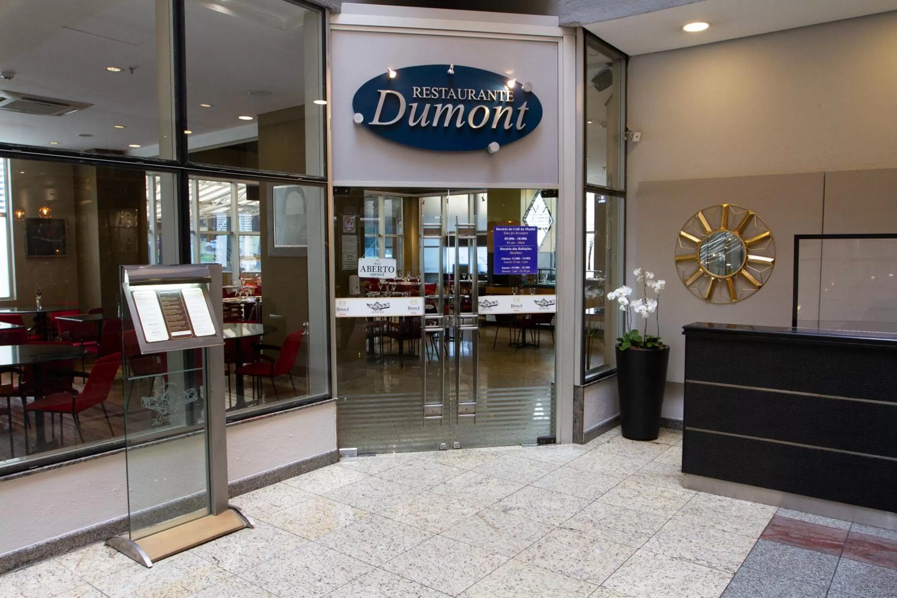 Restaurant/places to eat in Bristol International Guarulhos