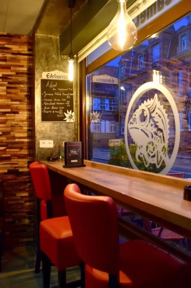 Lounge or bar in Hotel Champ Alsace