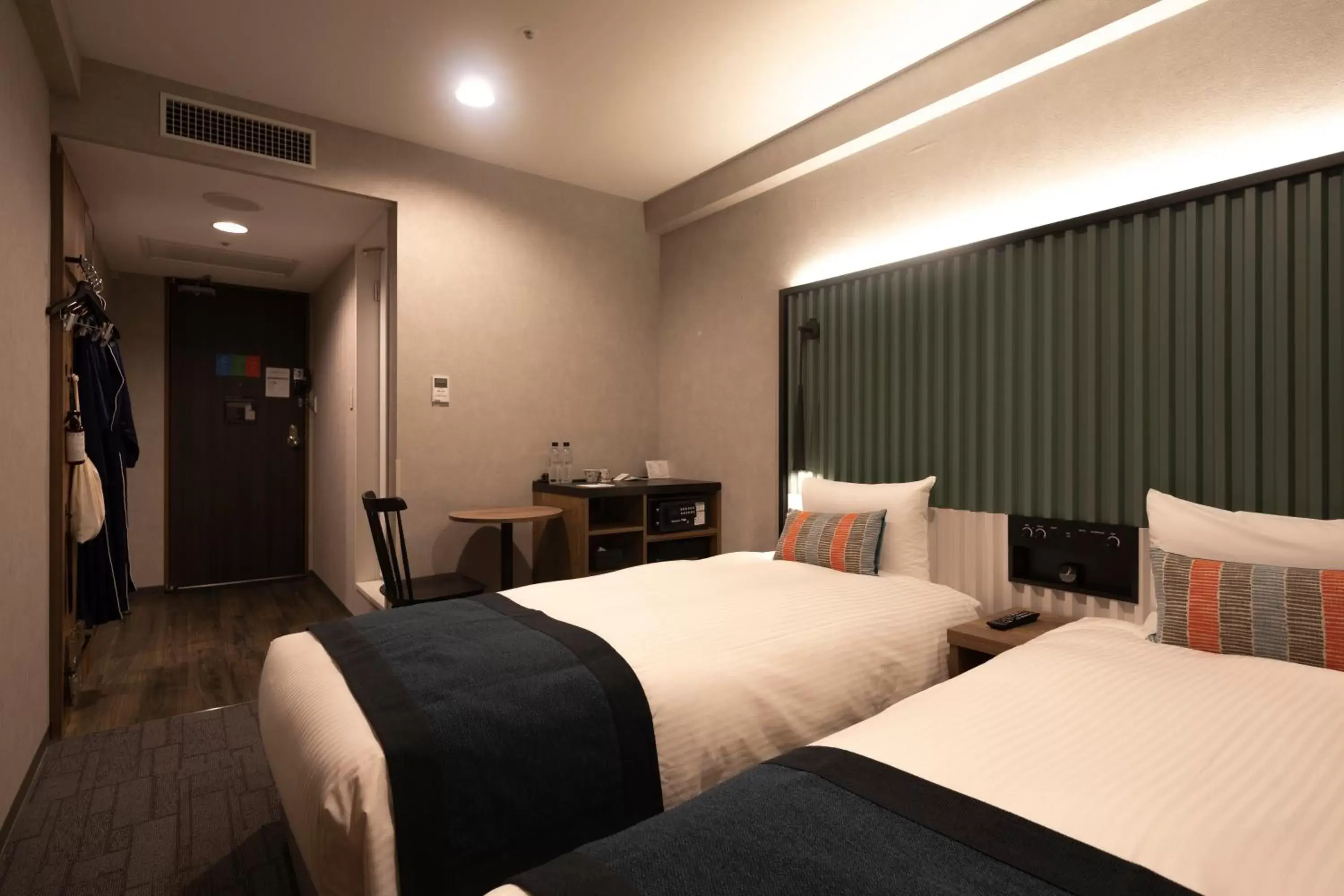 17㎡ Superior Twin Room with Park View - Non-Smoking in THE KNOT TOKYO Shinjuku