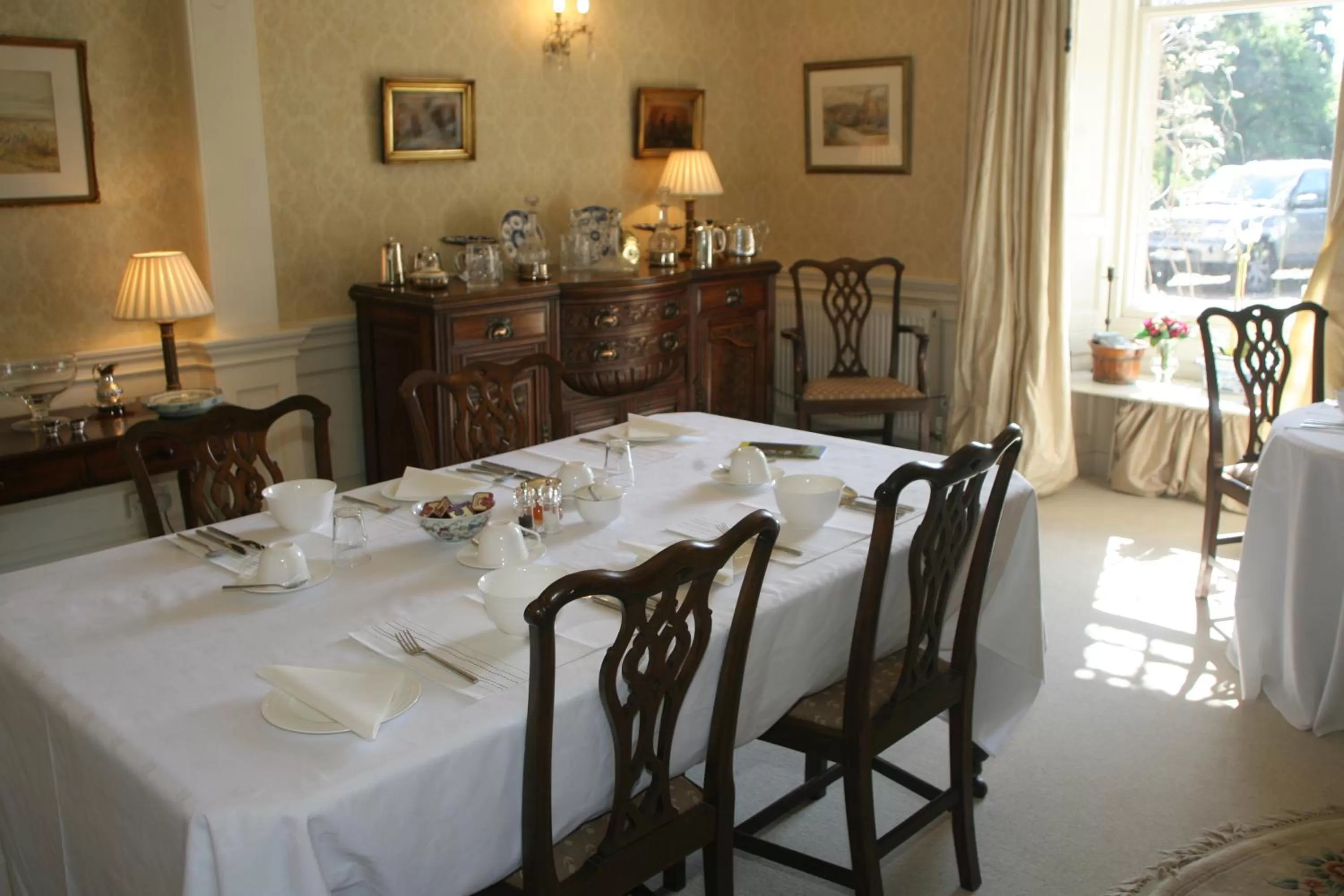 Dining area in Kirklands House Melrose Bed and Breakfast