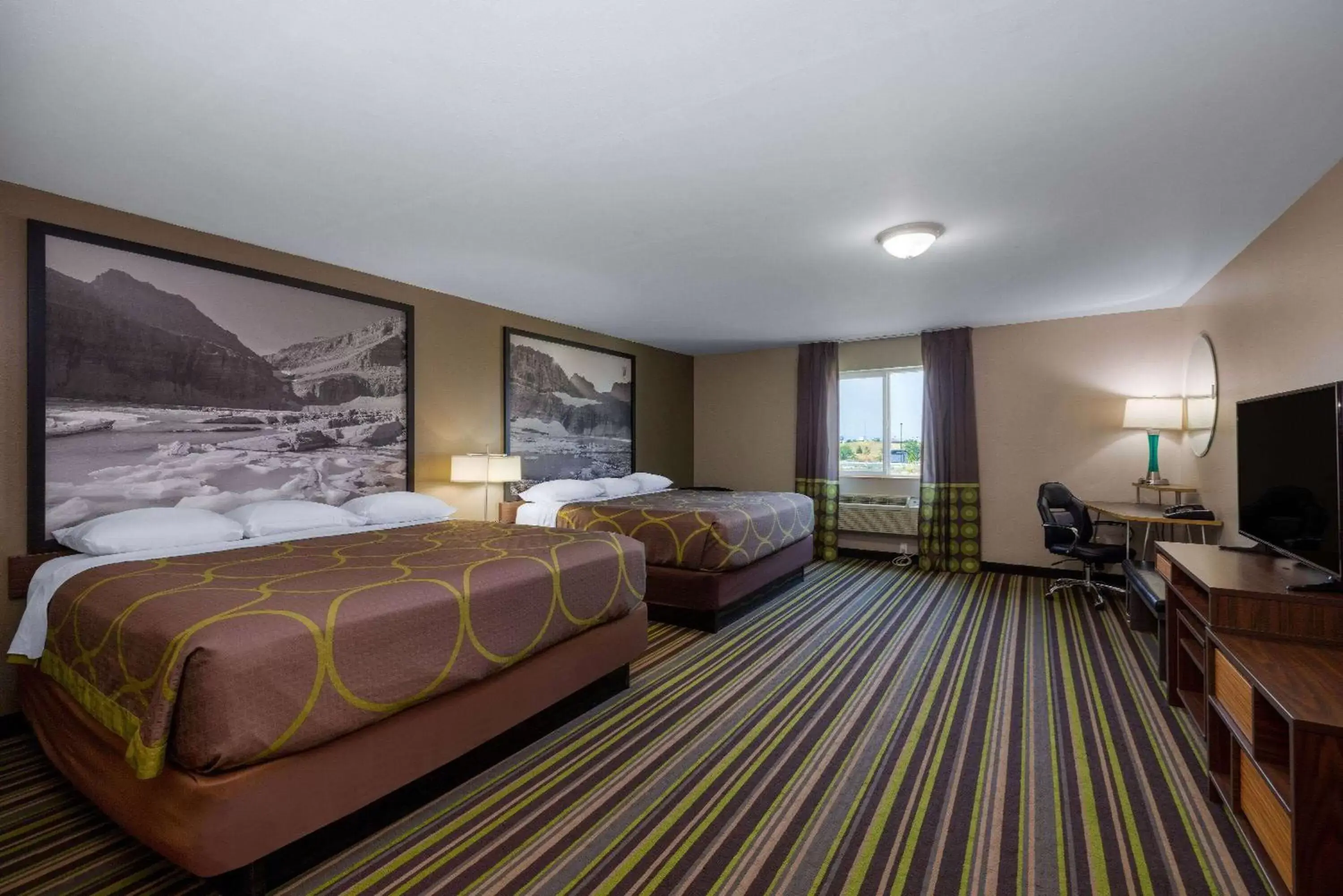Suite with Two King Beds - Non-Smoking in Super 8 by Wyndham Belgrade/Bozeman Airport