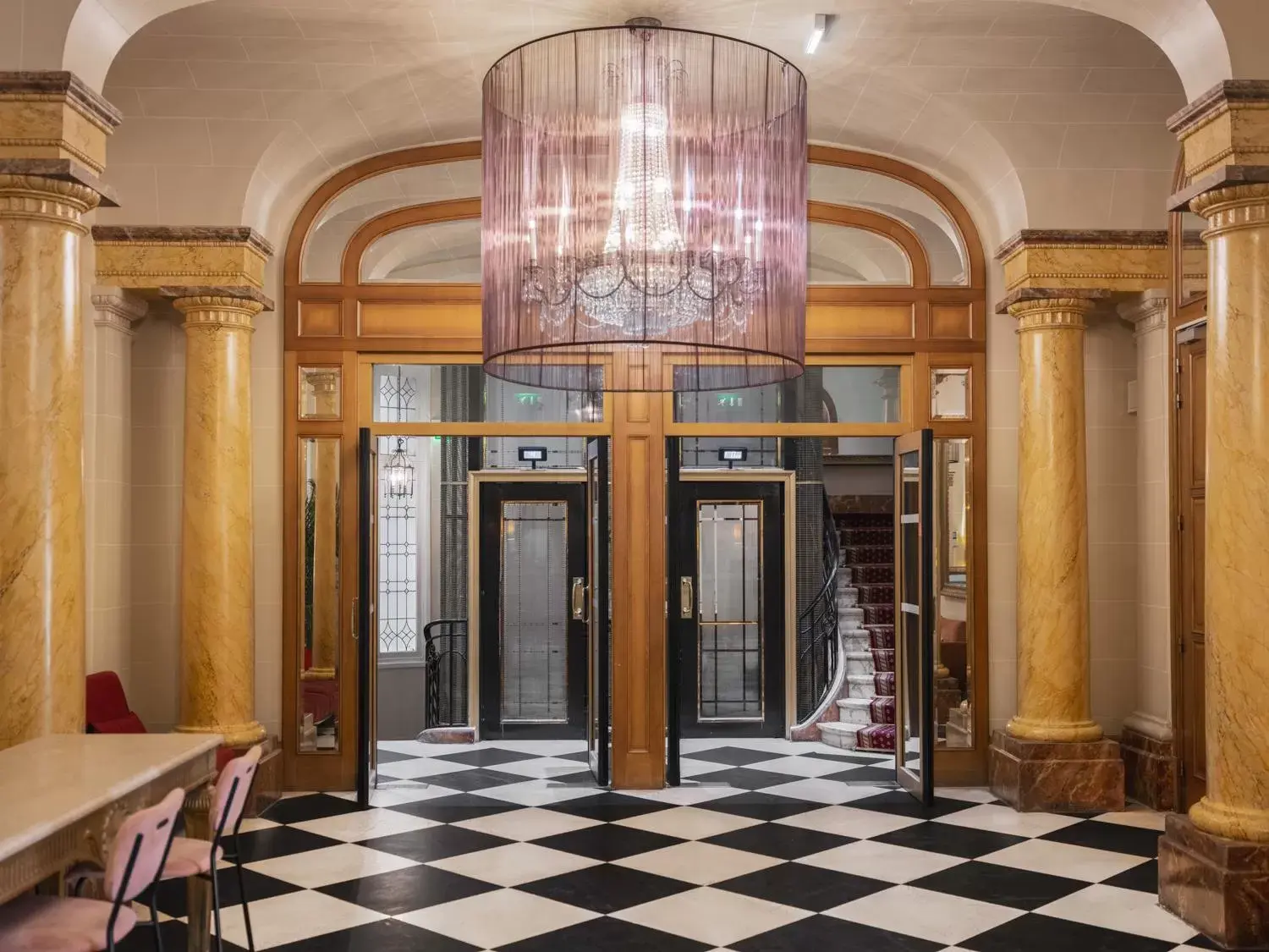 Lobby or reception in M Social Hotel Paris Opera