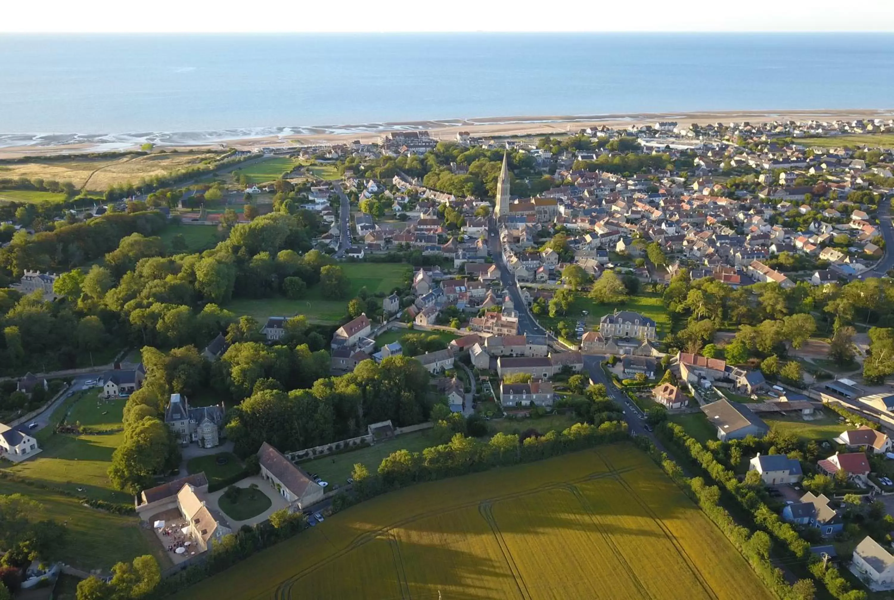 Neighbourhood, Bird's-eye View in Les Granges Pelloquin