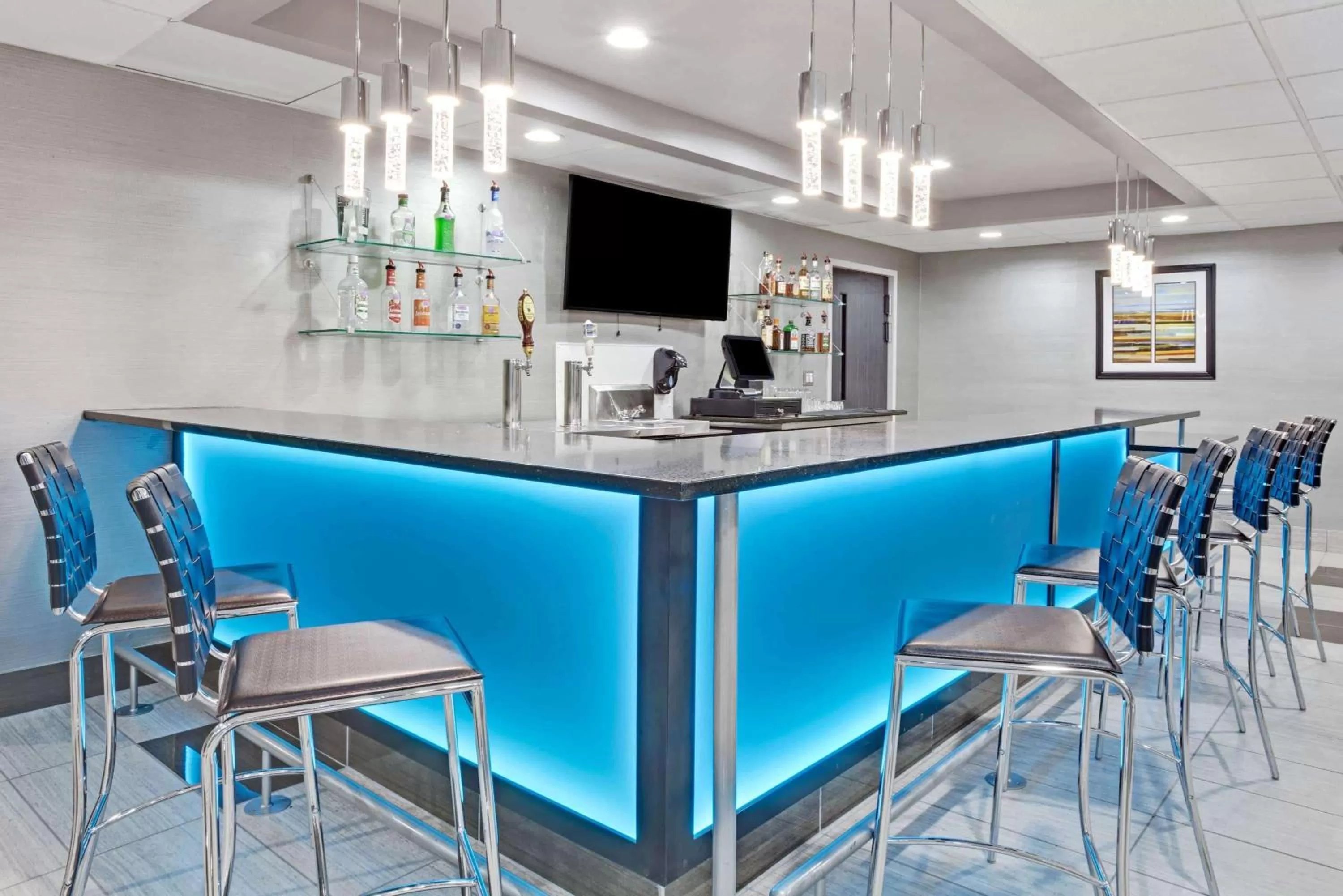 Lounge or bar in Wyndham Garden Charlotte Airport Southeast