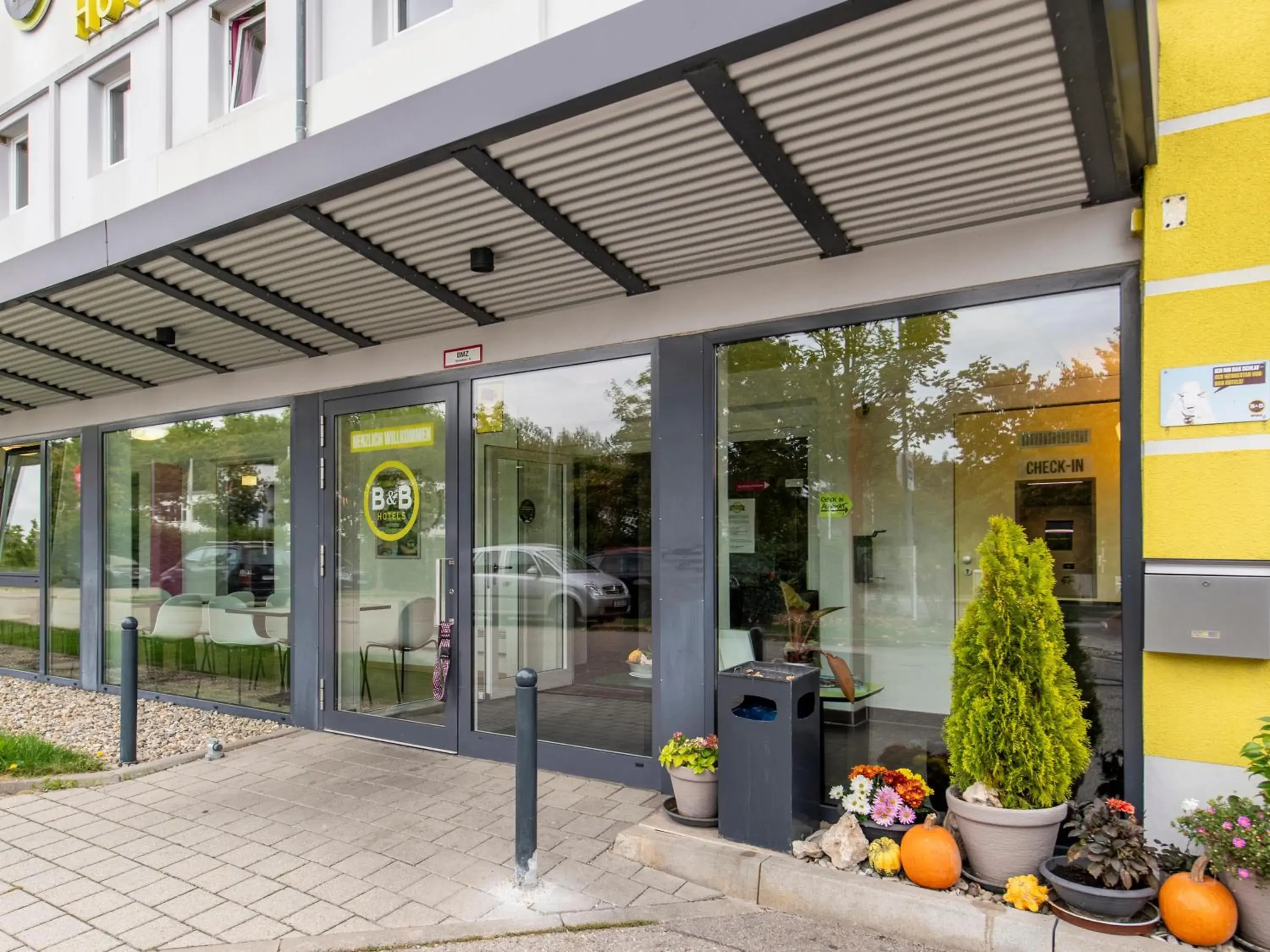 Property building in B&B Hotel Ingolstadt