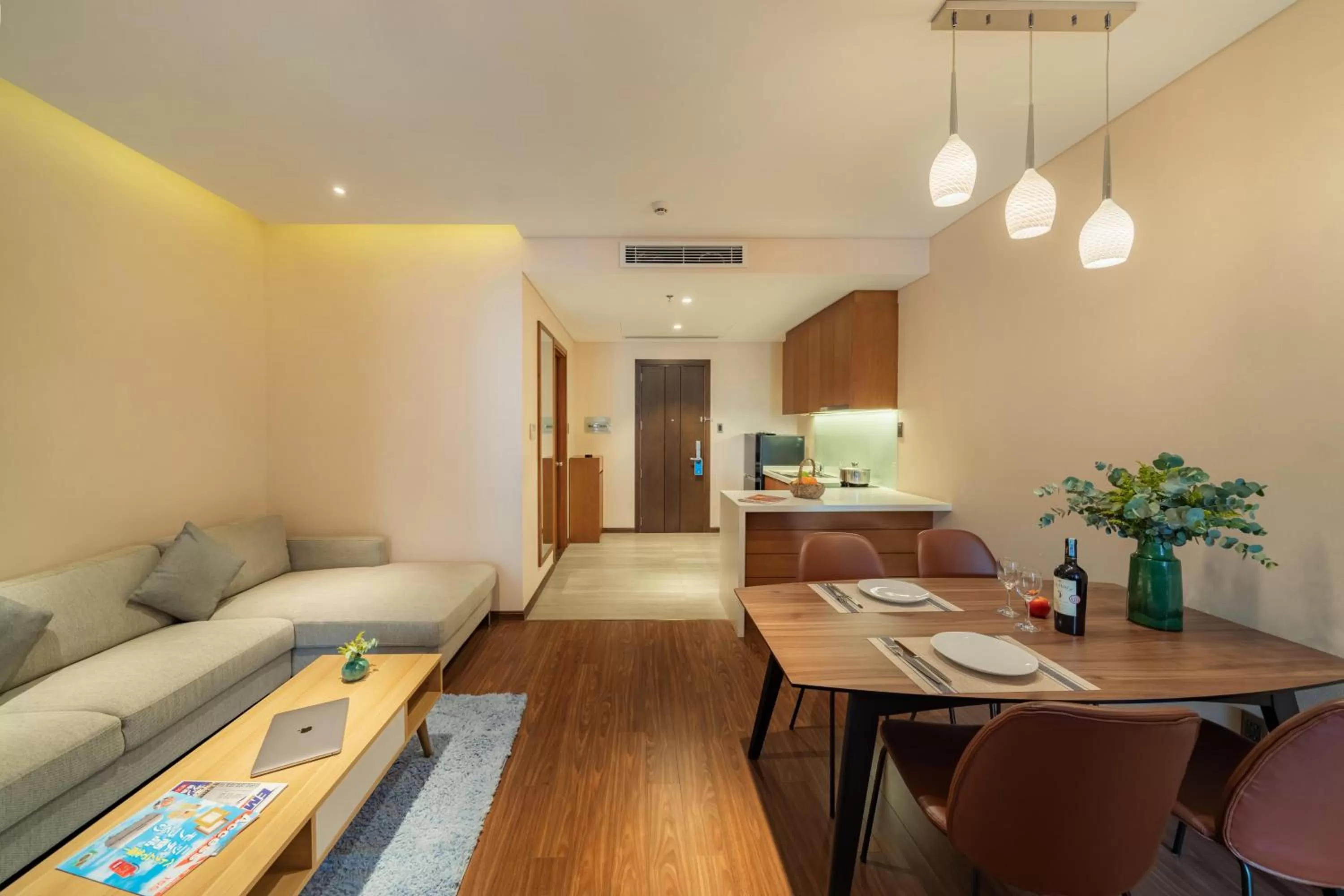 Living room in DHTS Business Hotel & Apartment