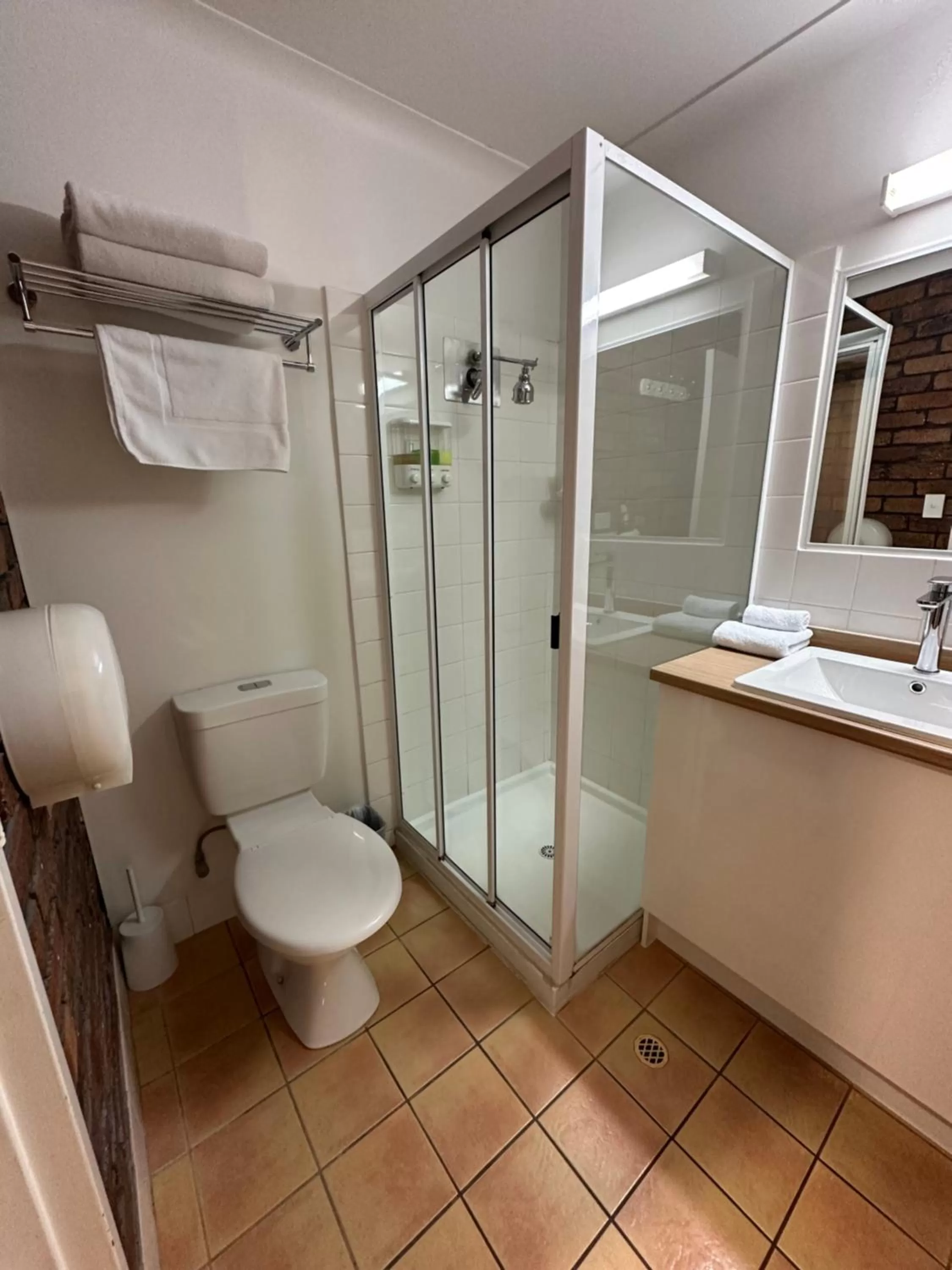 Bathroom in Logan City Motor Inn