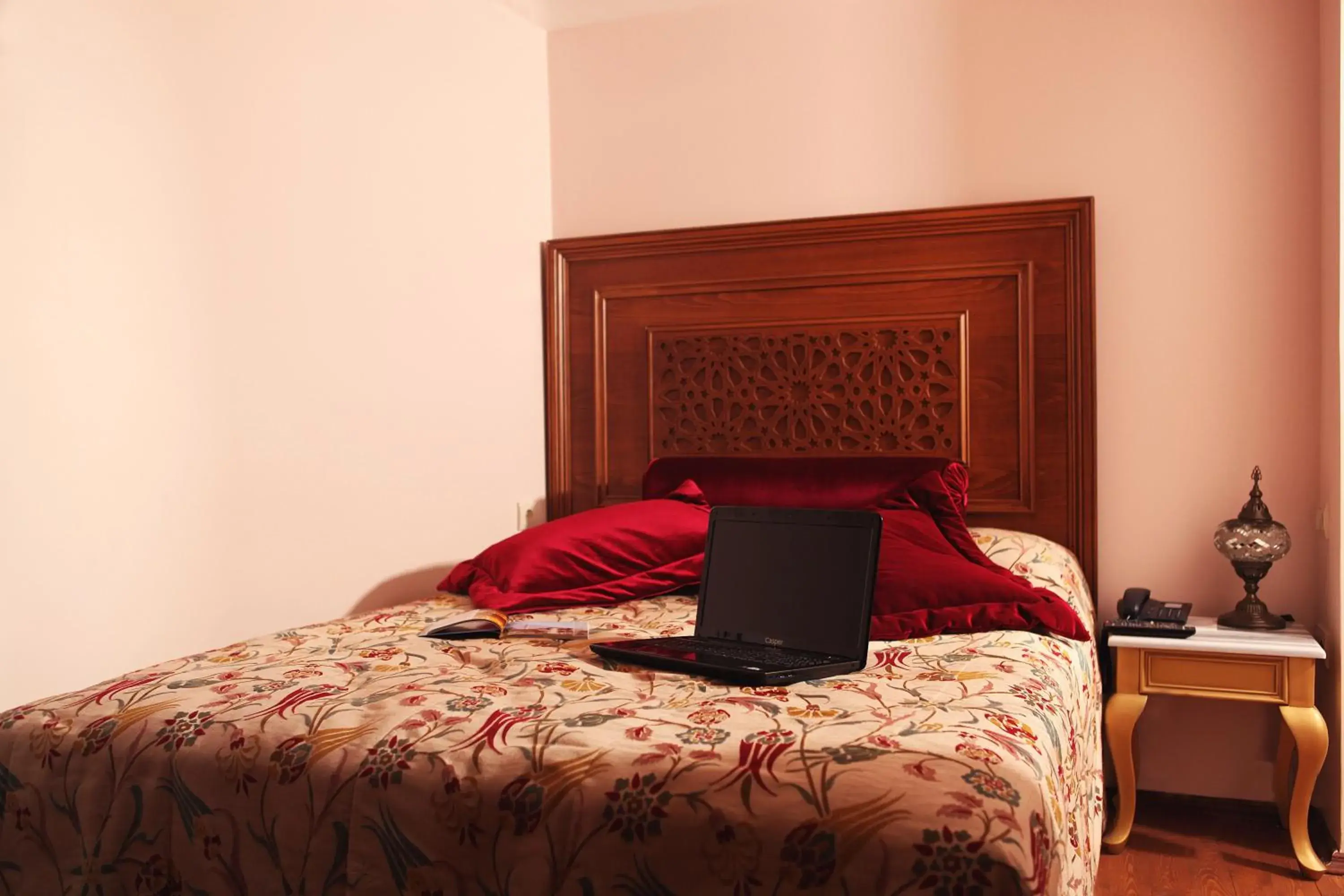 Bed in Merial Hotel Sultanahmet
