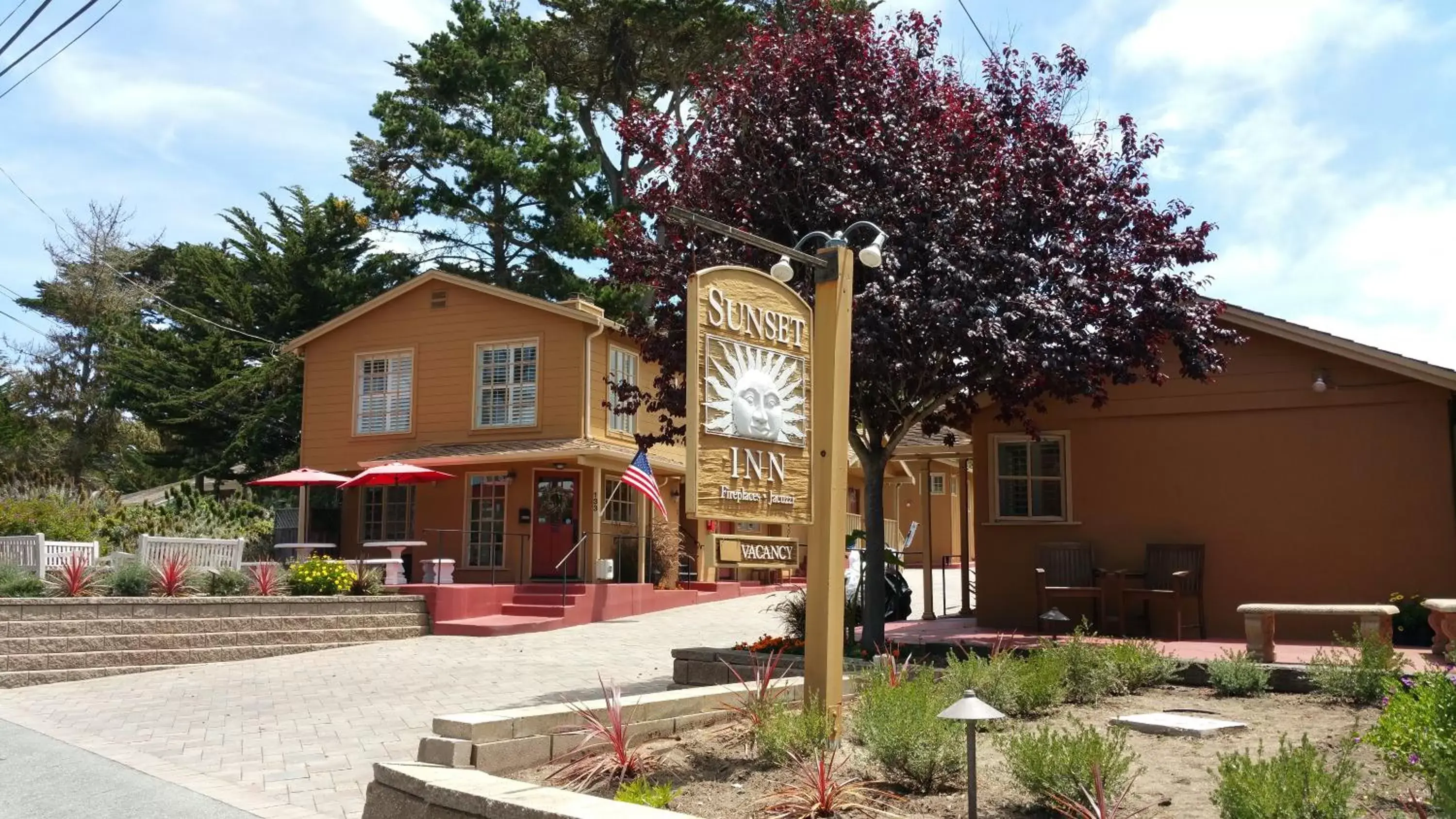 Day, Facade/Entrance in Sunset Inn Pacific Grove