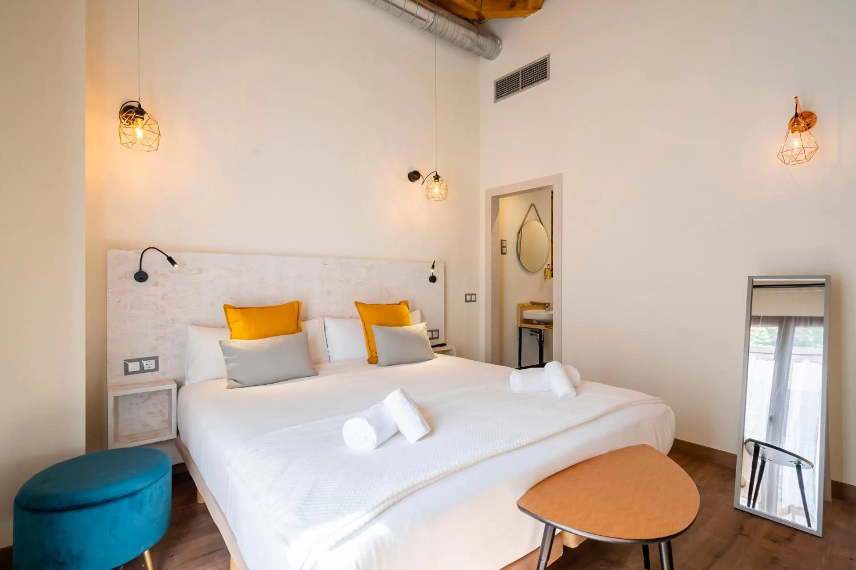 Bed in Dobo Azacanes Hostal