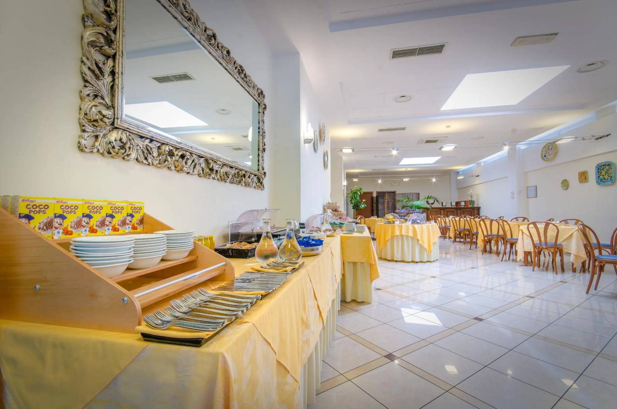 Restaurant/places to eat in Hotel Federico II