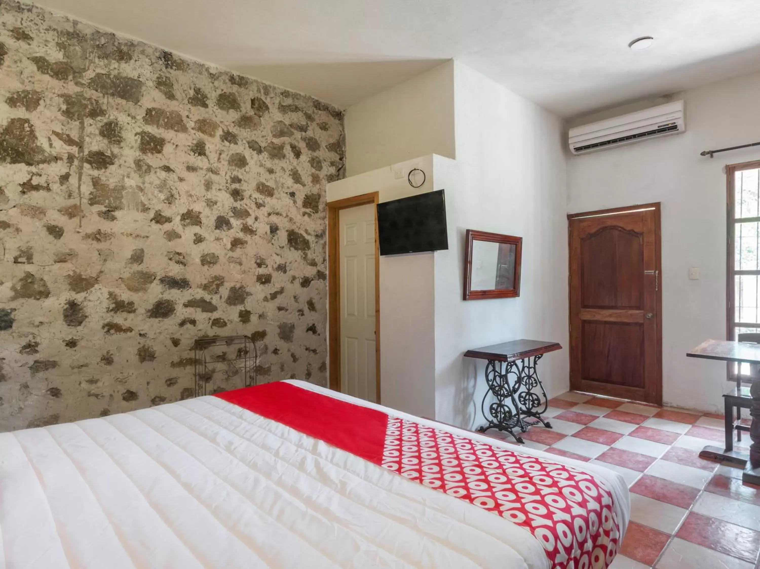 TV and multimedia, Bed in Rancho Hotel El Carmen