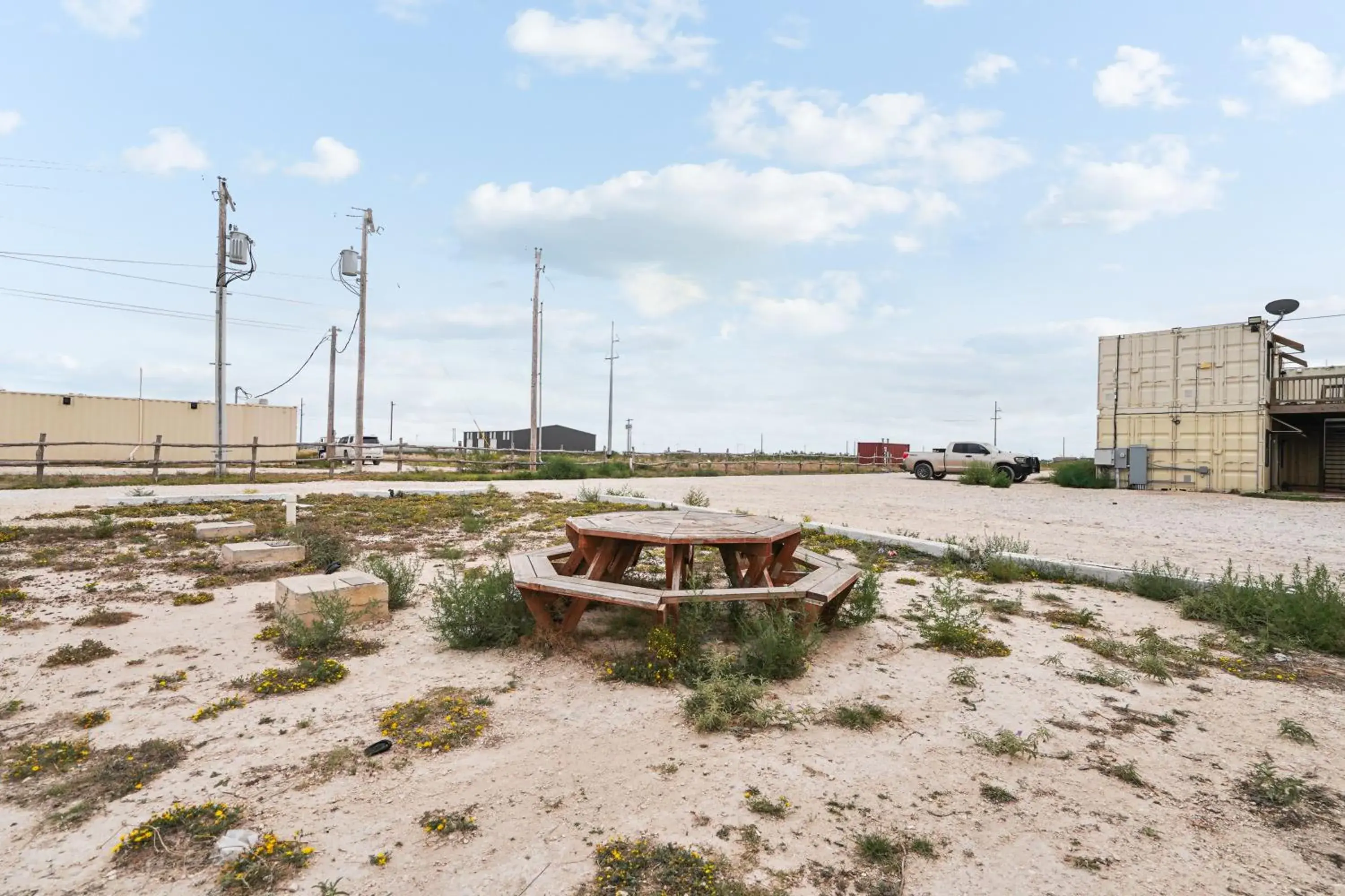 Area and facilities in The Resource Inn -Big Lake TX