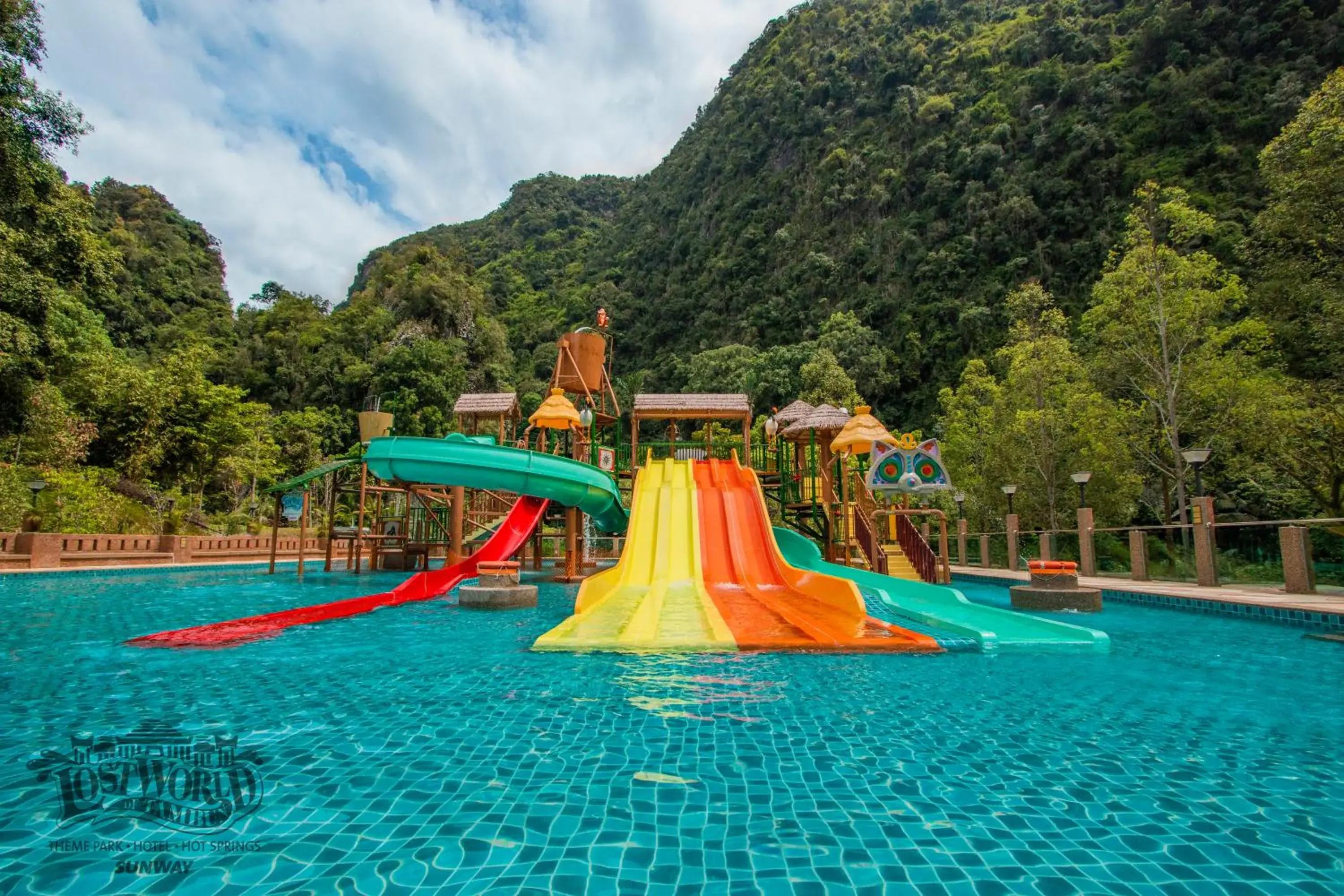 Swimming pool, Water Park in Sunway Lost World Hotel