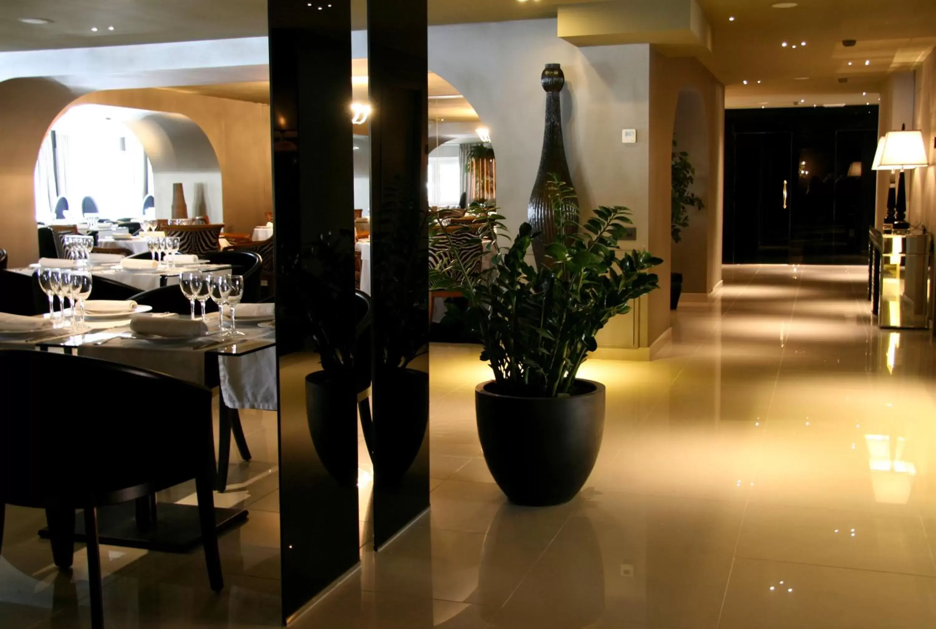 Lounge or bar, Restaurant/Places to Eat in Hotel & SPA Bringué