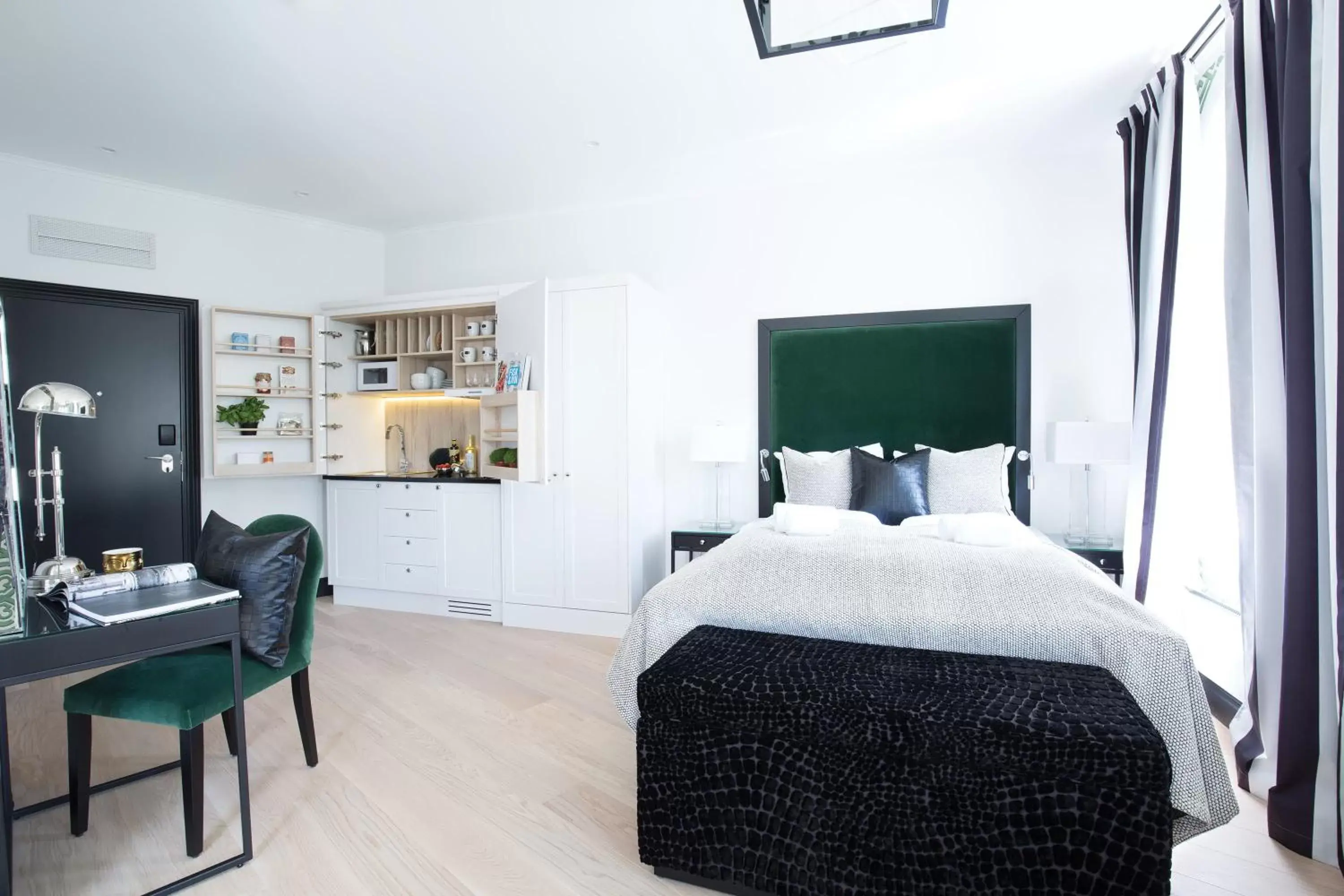 Photo of the whole room, Bed in Frogner House - Bygdøy Allé Photo of the whole room, Bed in Frogner House - Bygdøy Allé