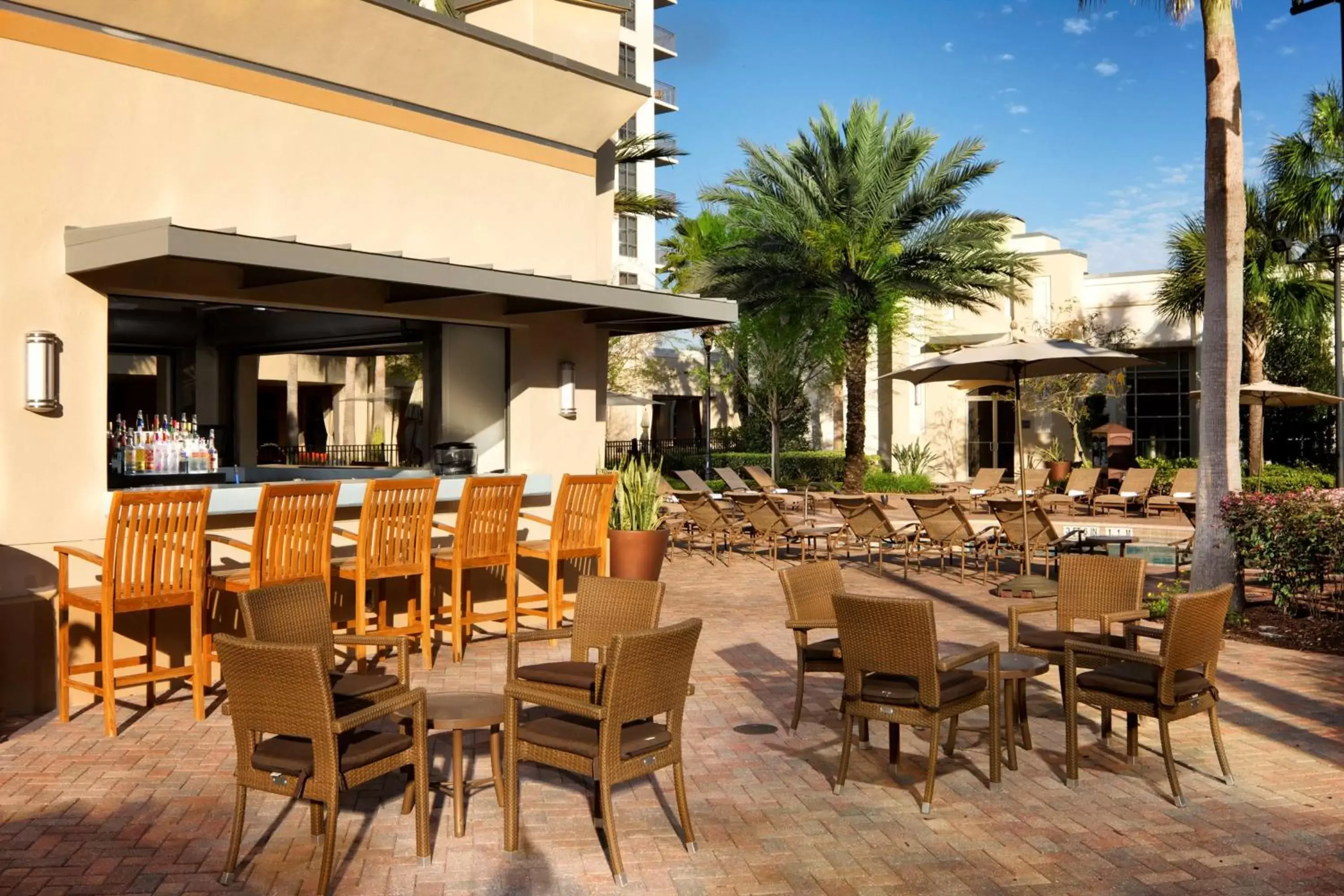 Patio, Restaurant/Places to Eat in Hilton Grand Vacations Club Las Palmeras Orlando
