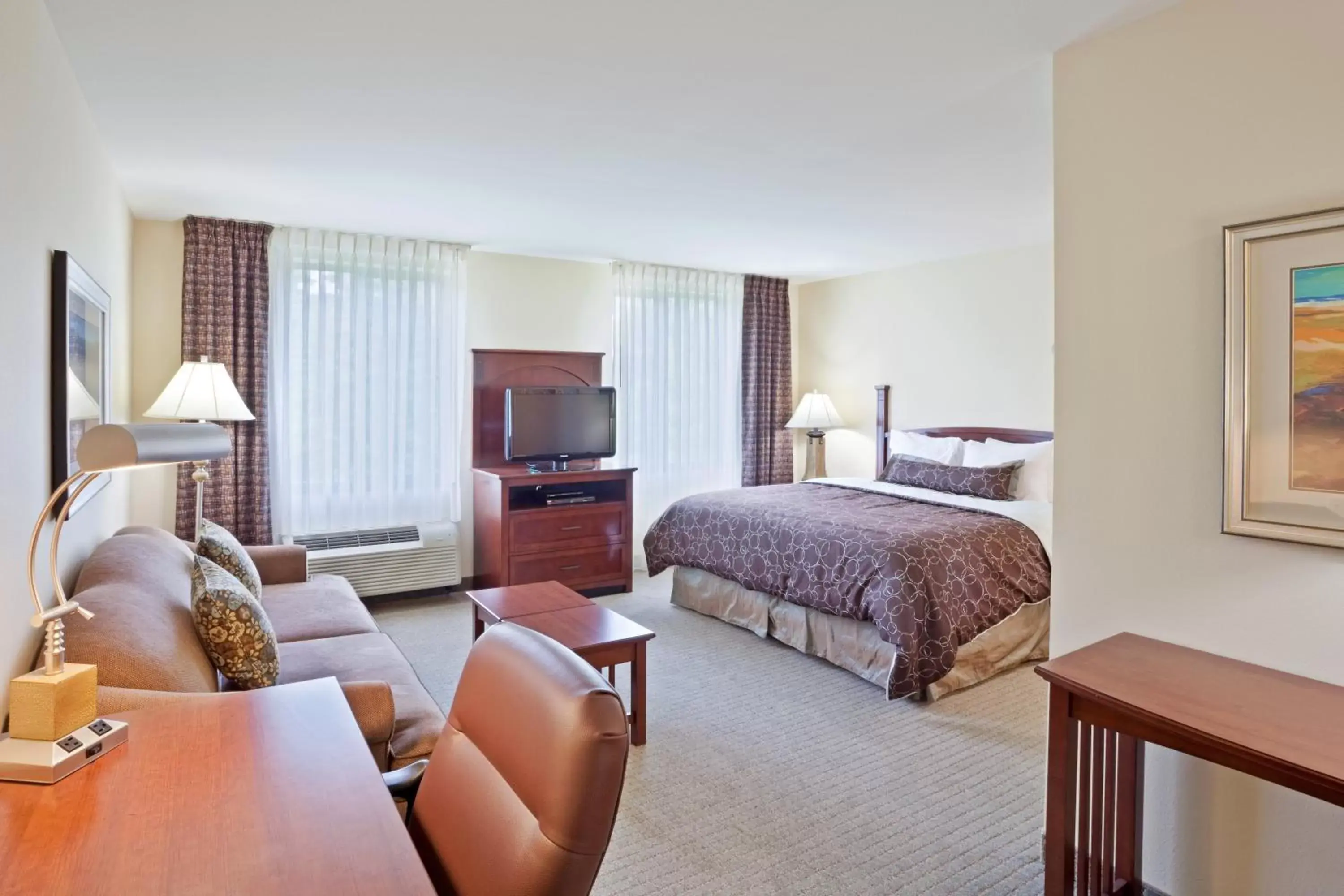 Bedroom in Staybridge Suites Everett - Paine Field, an IHG Hotel