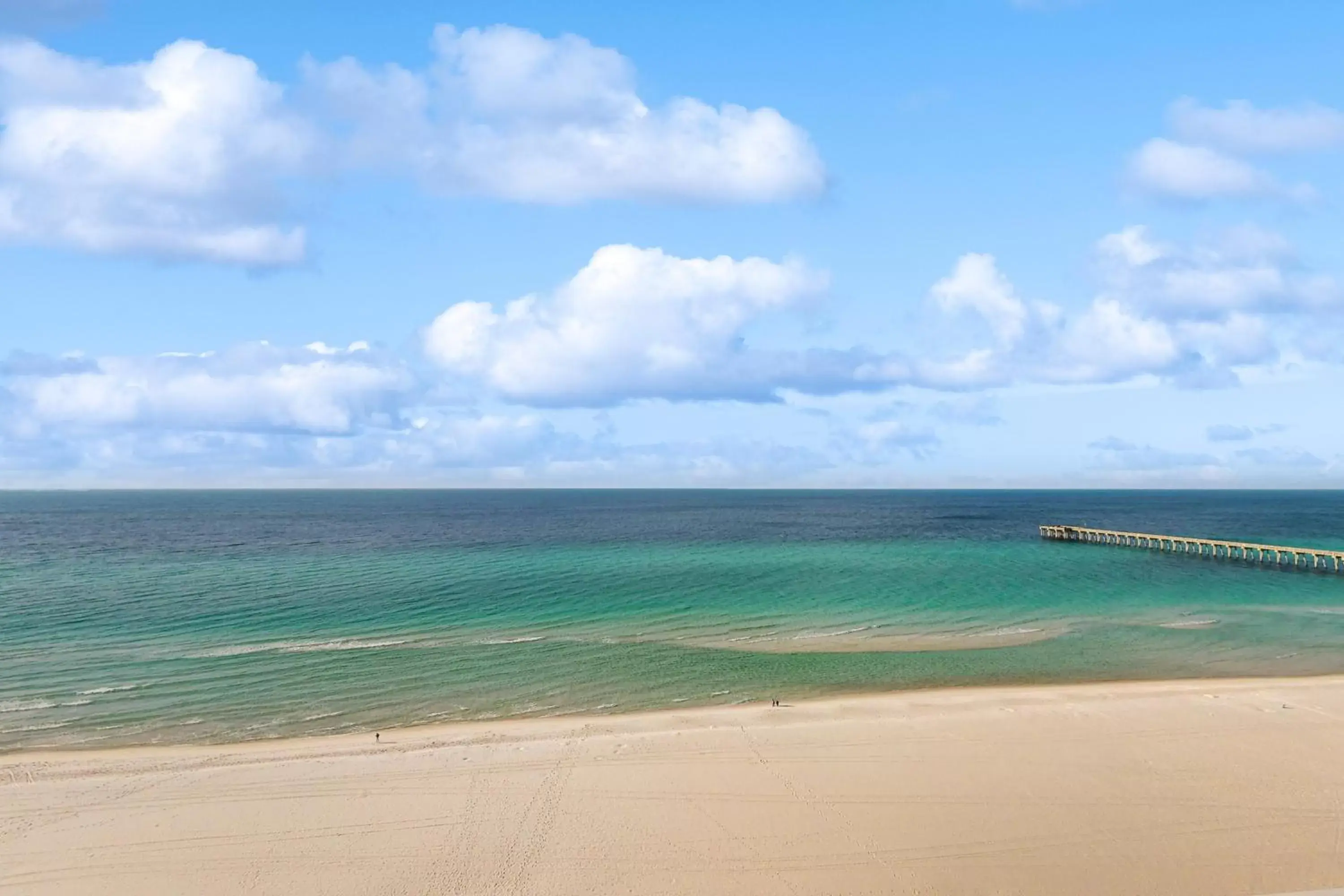 Beach in Sterling Reef 902