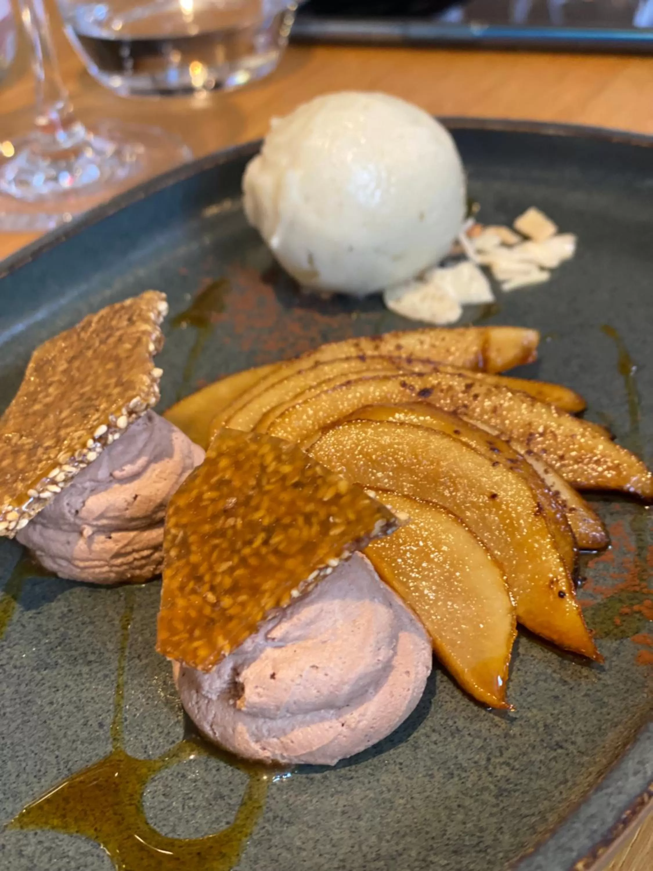 Restaurant/places to eat in Kyriad Nuits Saint Georges Dijon Sud