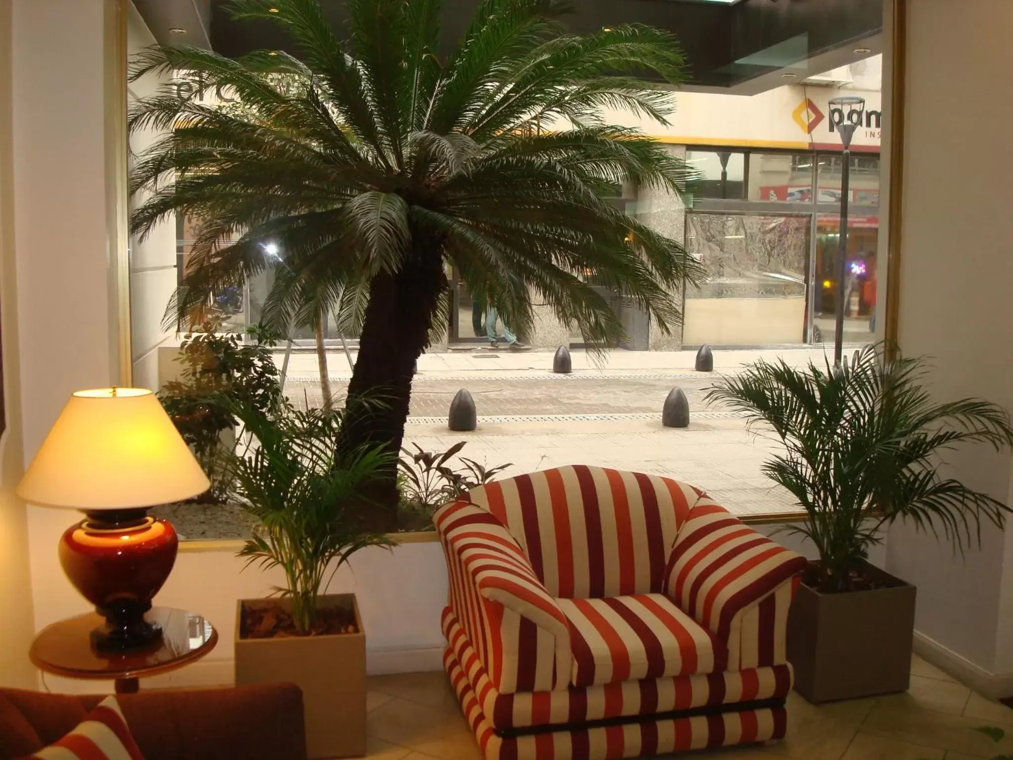 Living room in Centuria Hotel Buenos Aires