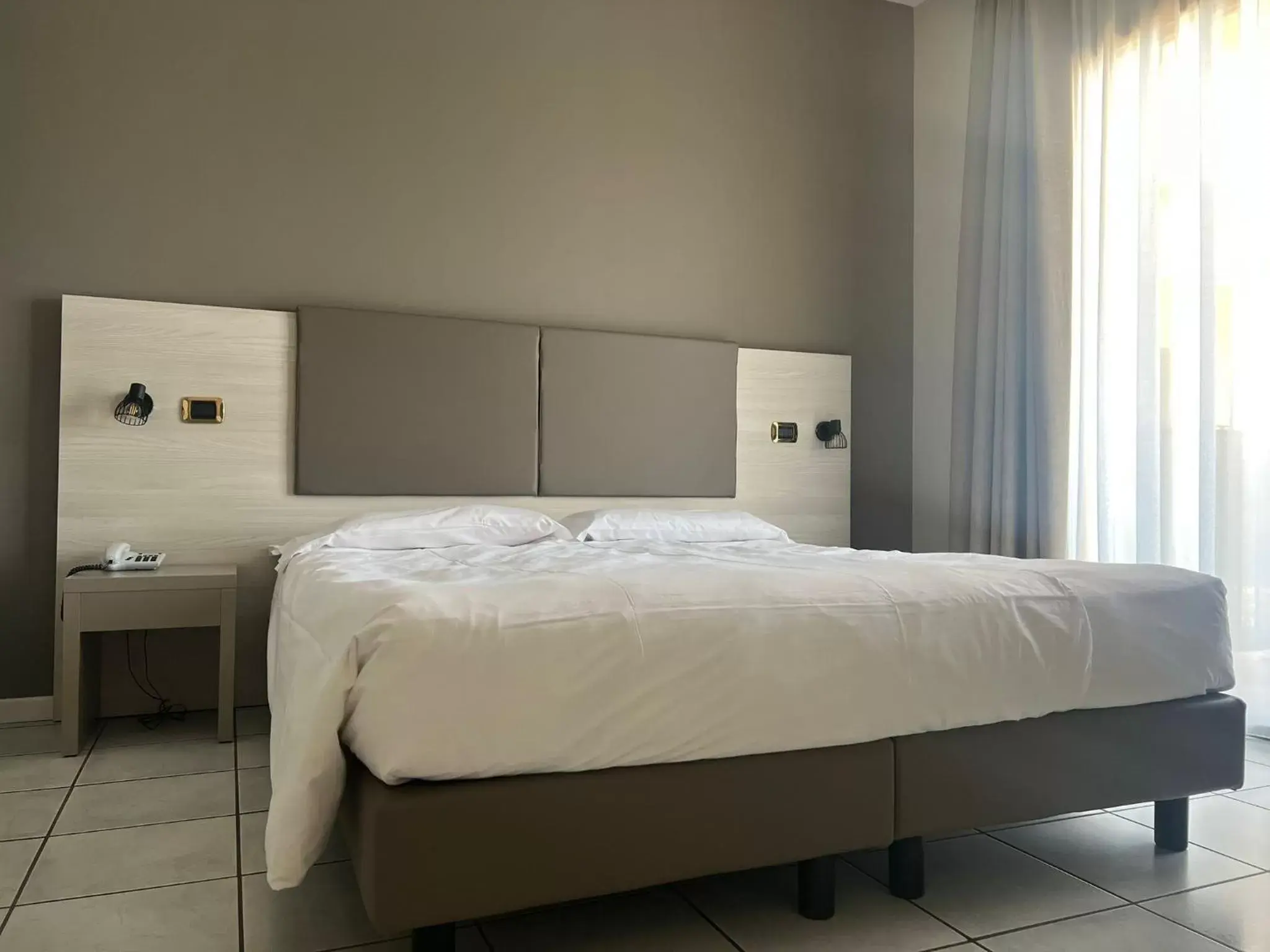 Bed in Le Terrazze sul Lago Hotel & Residence