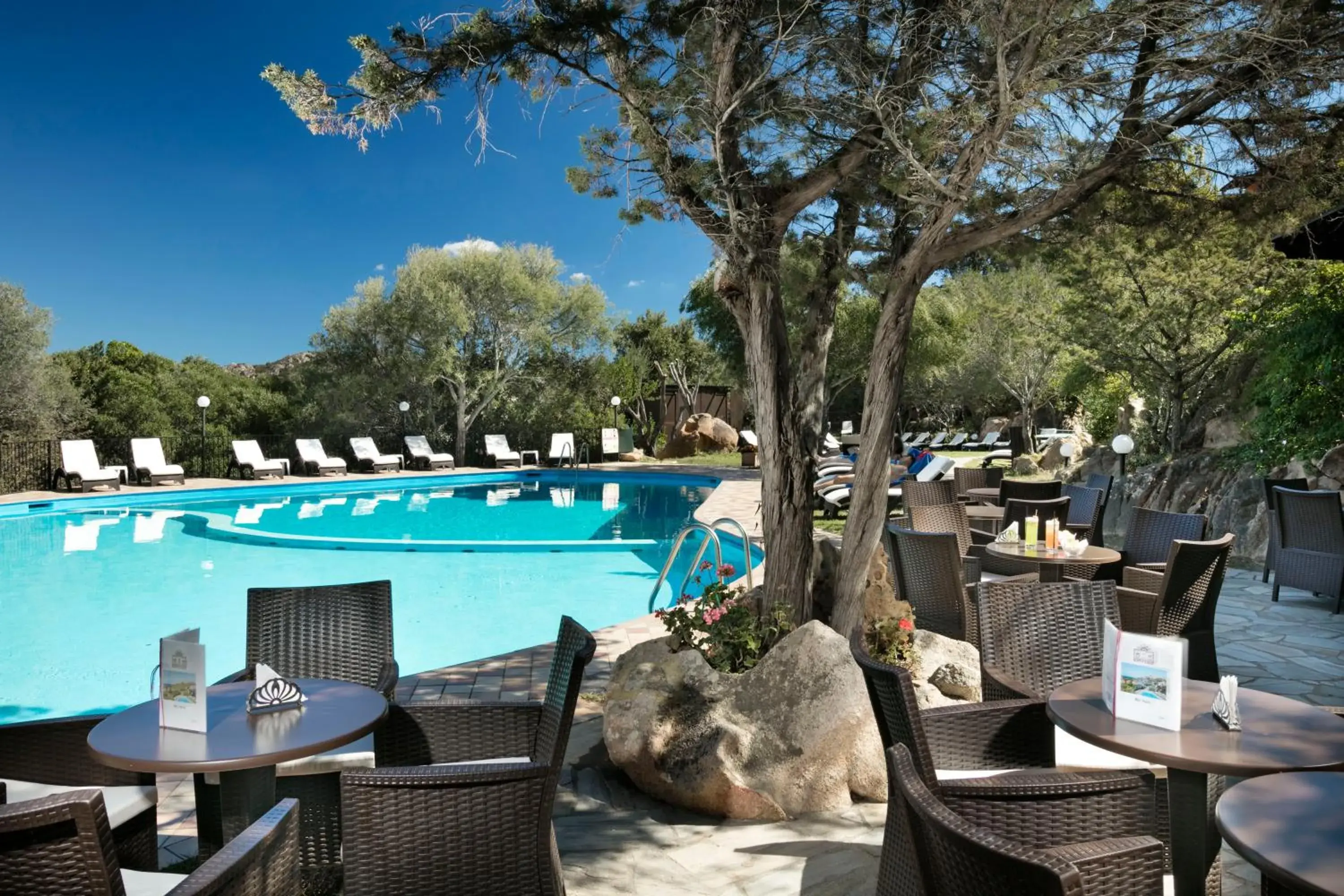 Lounge or bar, Swimming Pool in Hotel Rocce Sarde