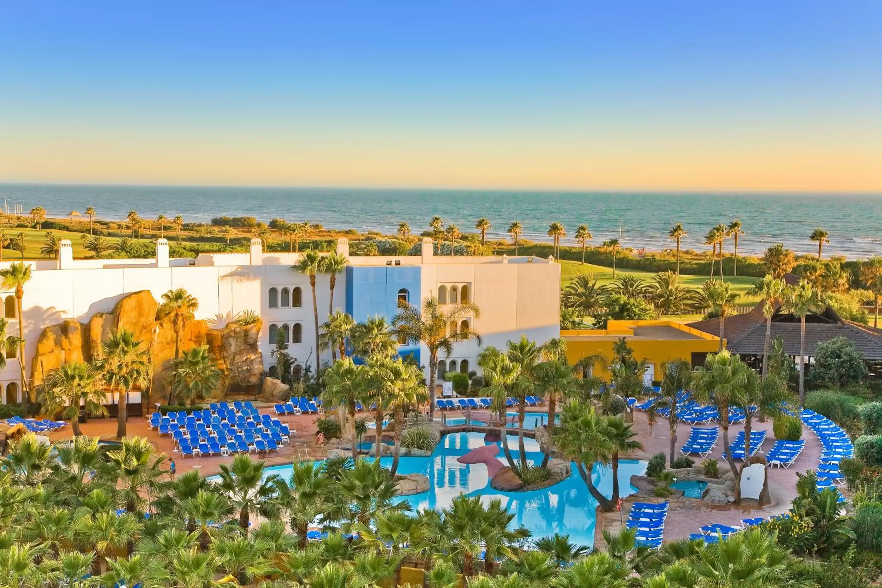 Natural landscape, Pool View in PLAYABALLENA SPA HOTEL