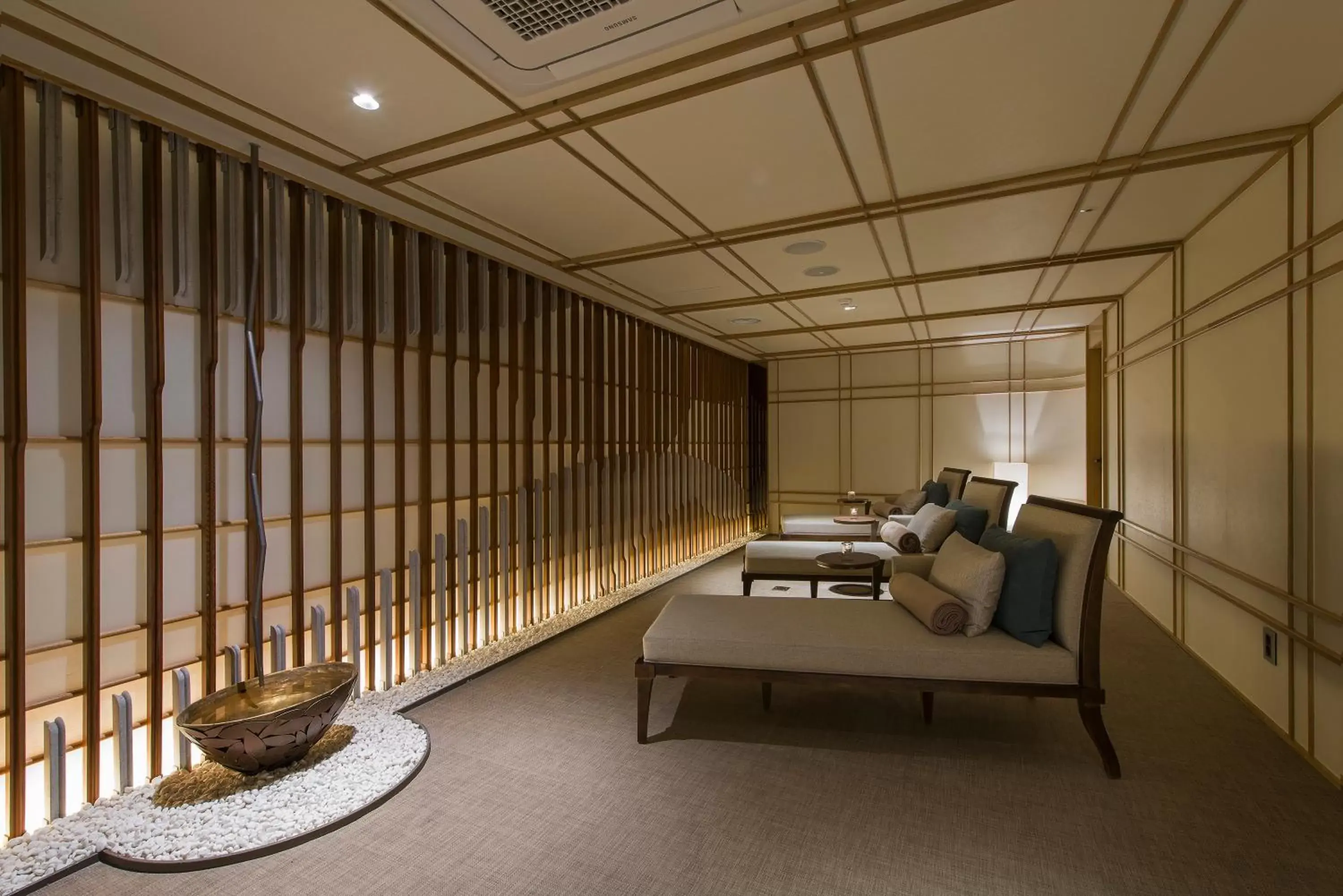 Spa and wellness centre/facilities in Royal Hotel Seoul