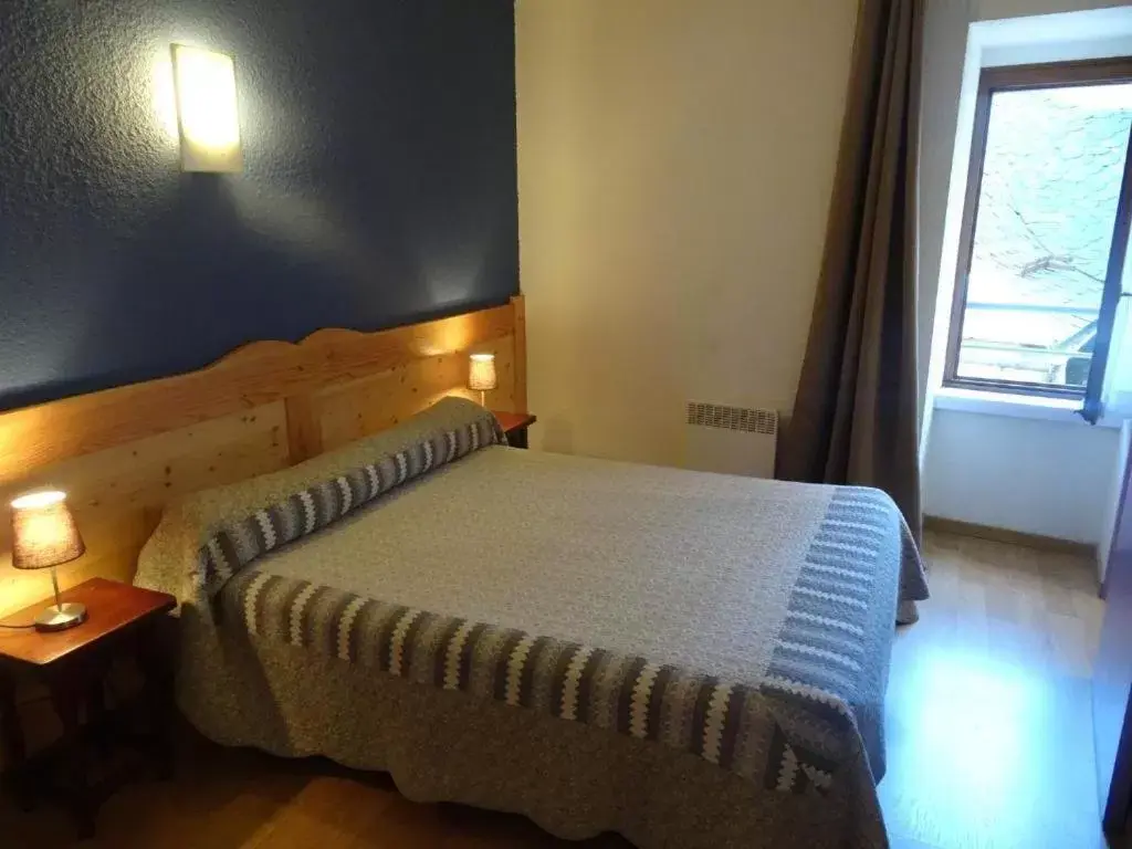 Double Room with Private Bathroom in La Citadelle