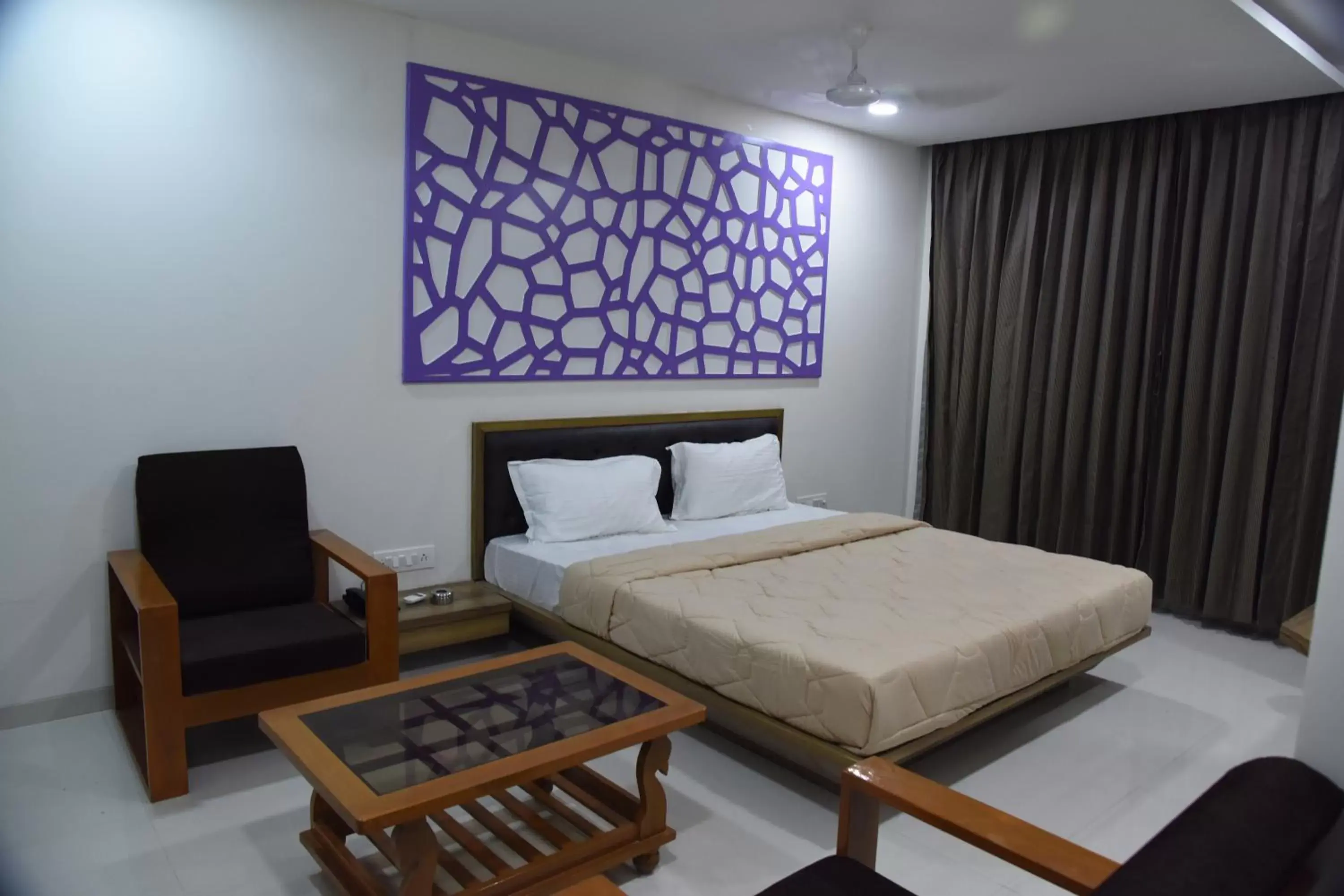 Photo of the whole room, Bed in The Pacific Hotel Photo of the whole room, Bed in The Pacific Hotel