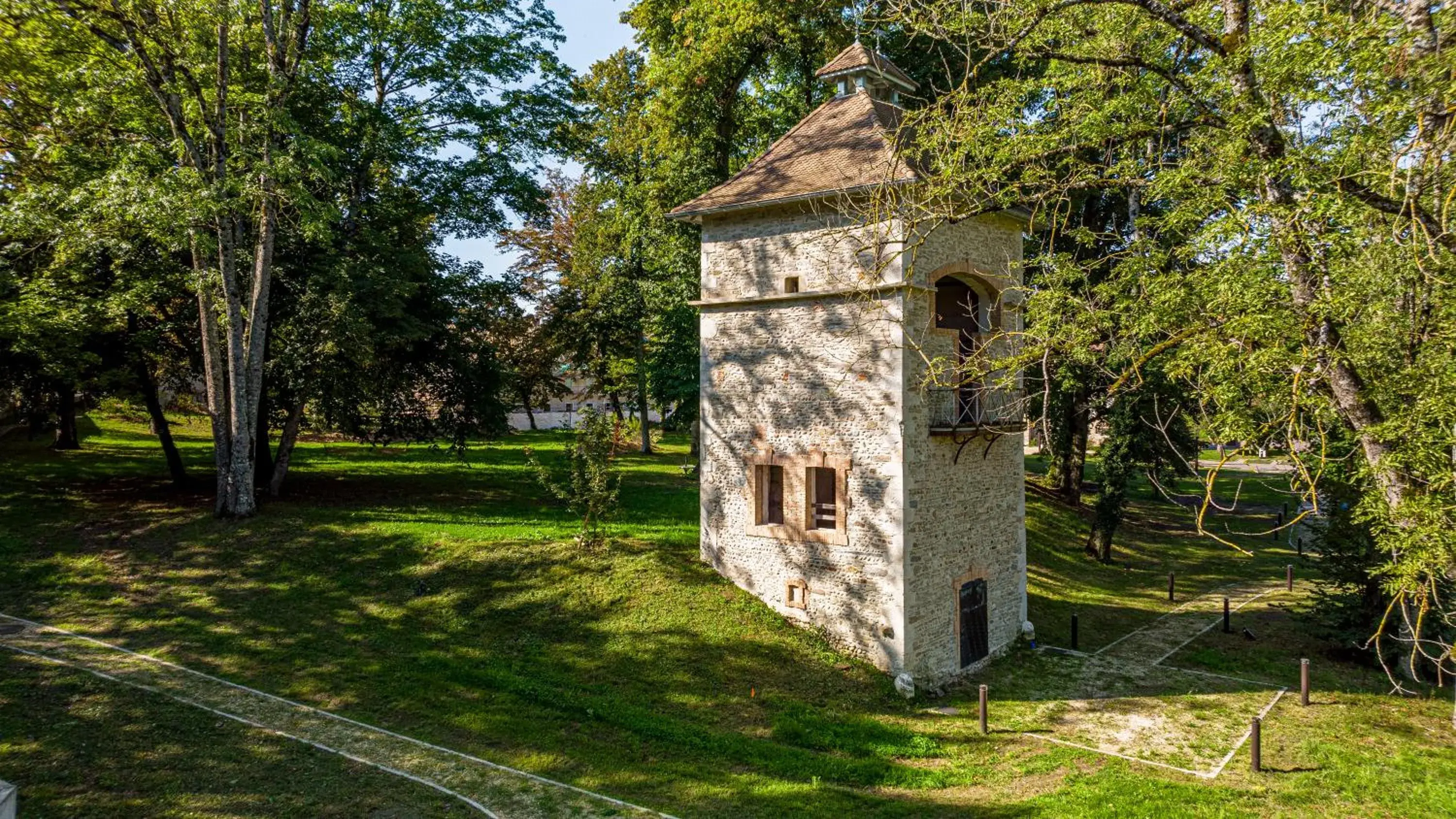 Garden, Property Building in Domaine de Dolomieu Hotel & Spa - BW Premier Collection