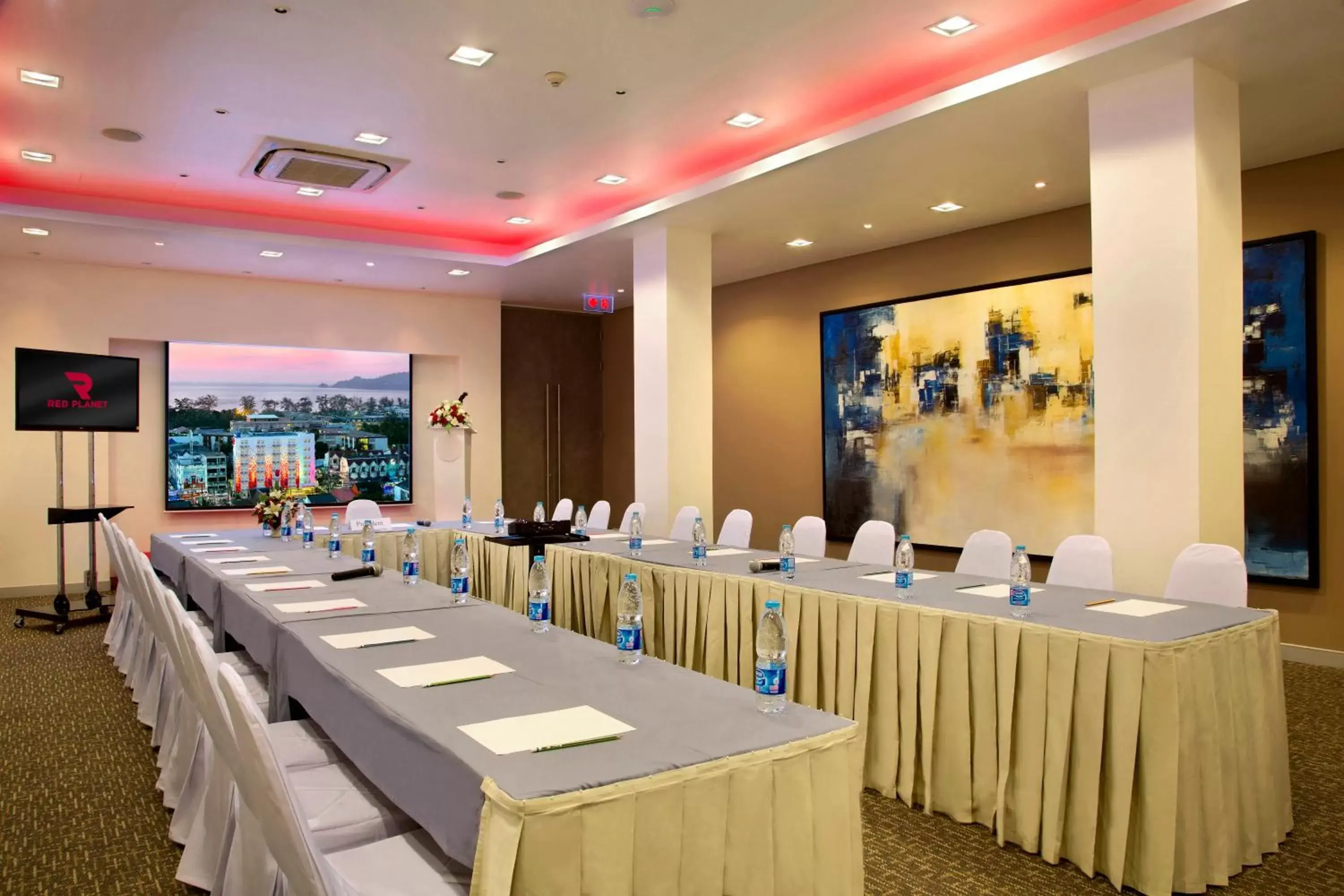 Meeting/conference room in Red Planet Hat Yai SHA extra plus