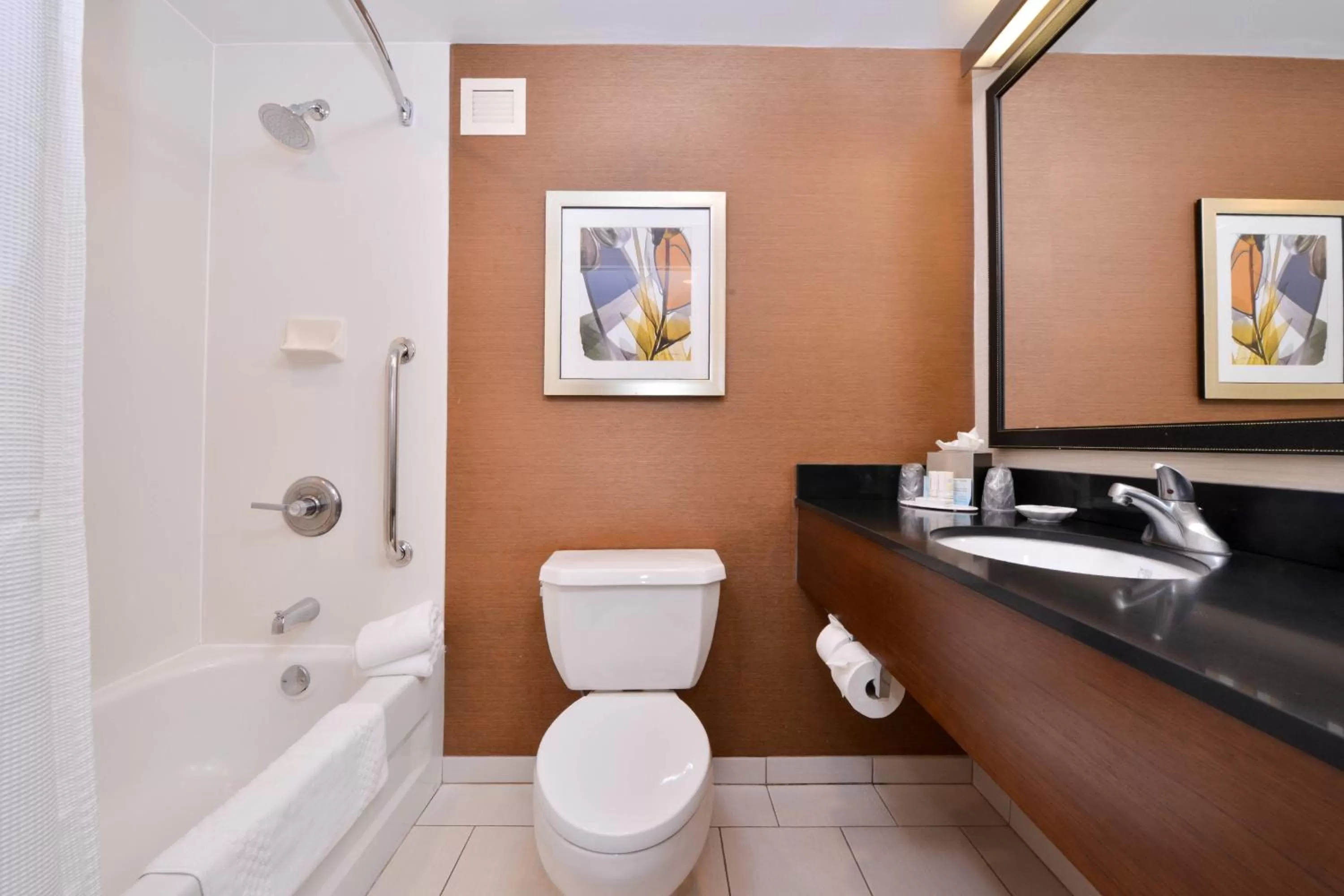 King Suite in Fairfield Inn and Suites by Marriott Rochester West/Greece