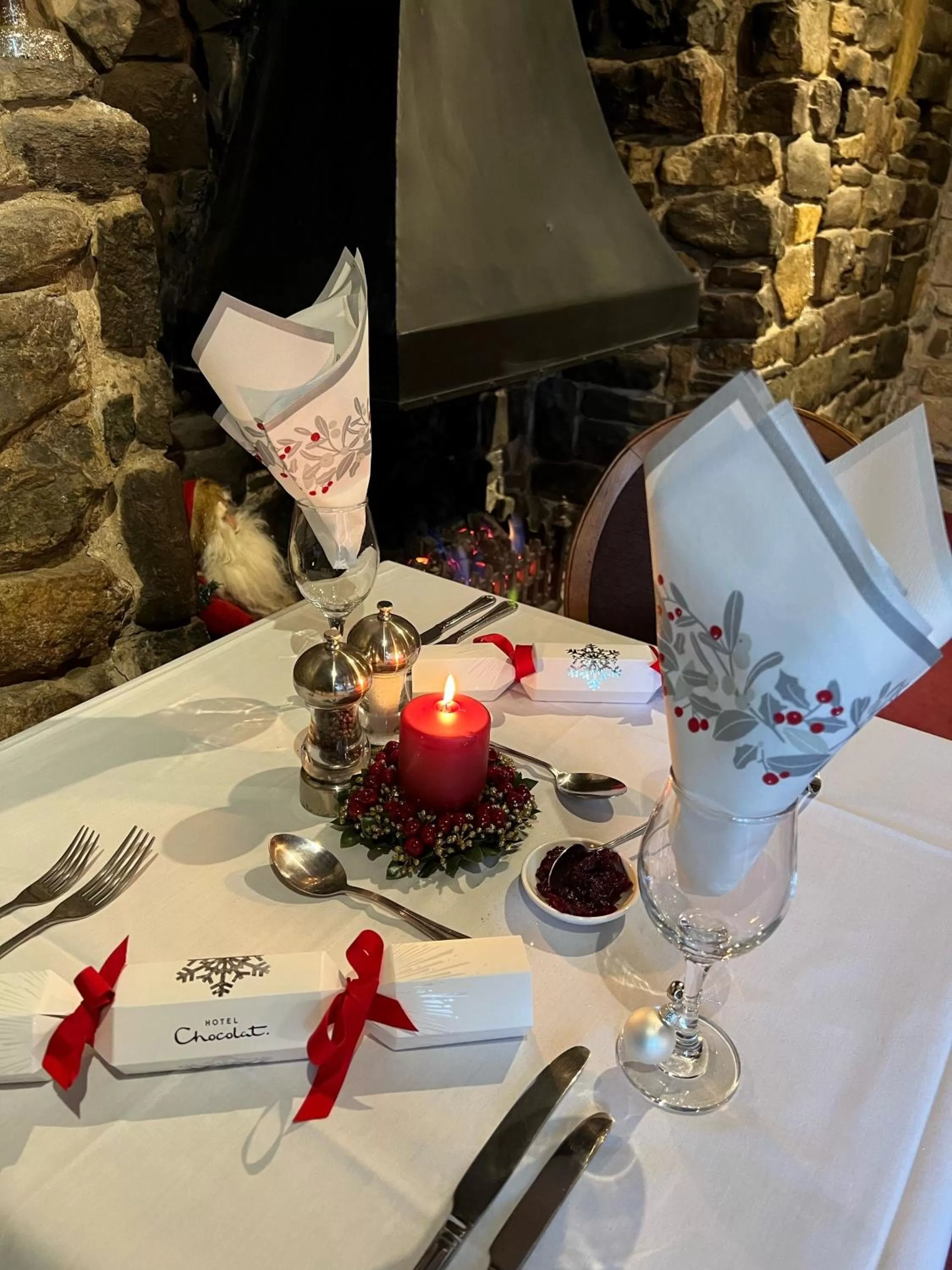 Restaurant/Places to Eat in The Old Manor House Hotel