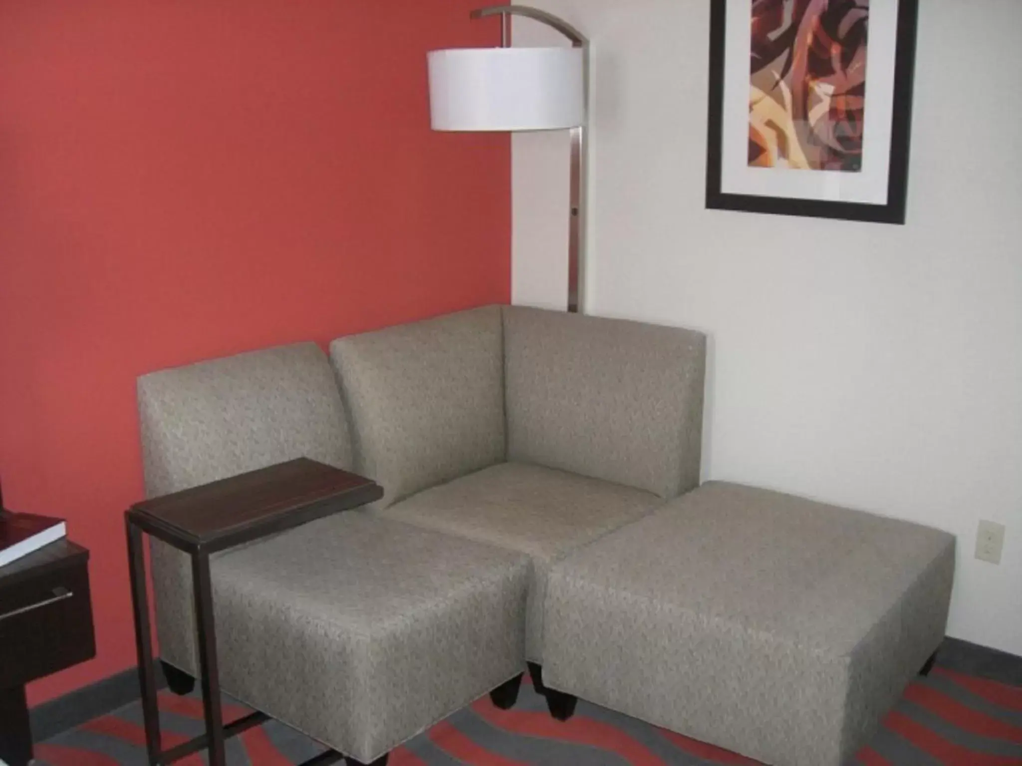 Seating Area in Holiday Inn Express Northwest Maize, an IHG Hotel
