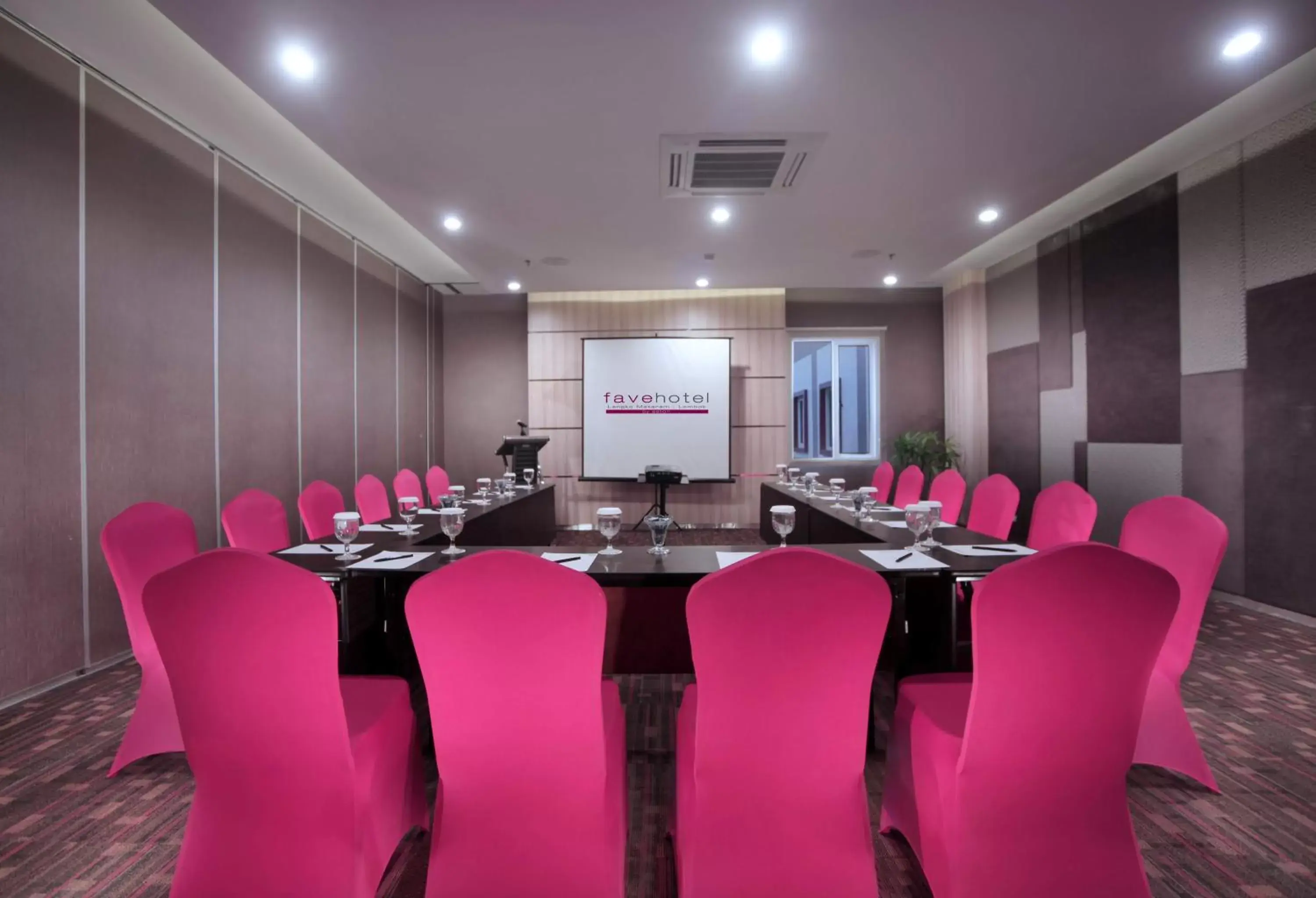 Business facilities in favehotel Langko Mataram - Lombok