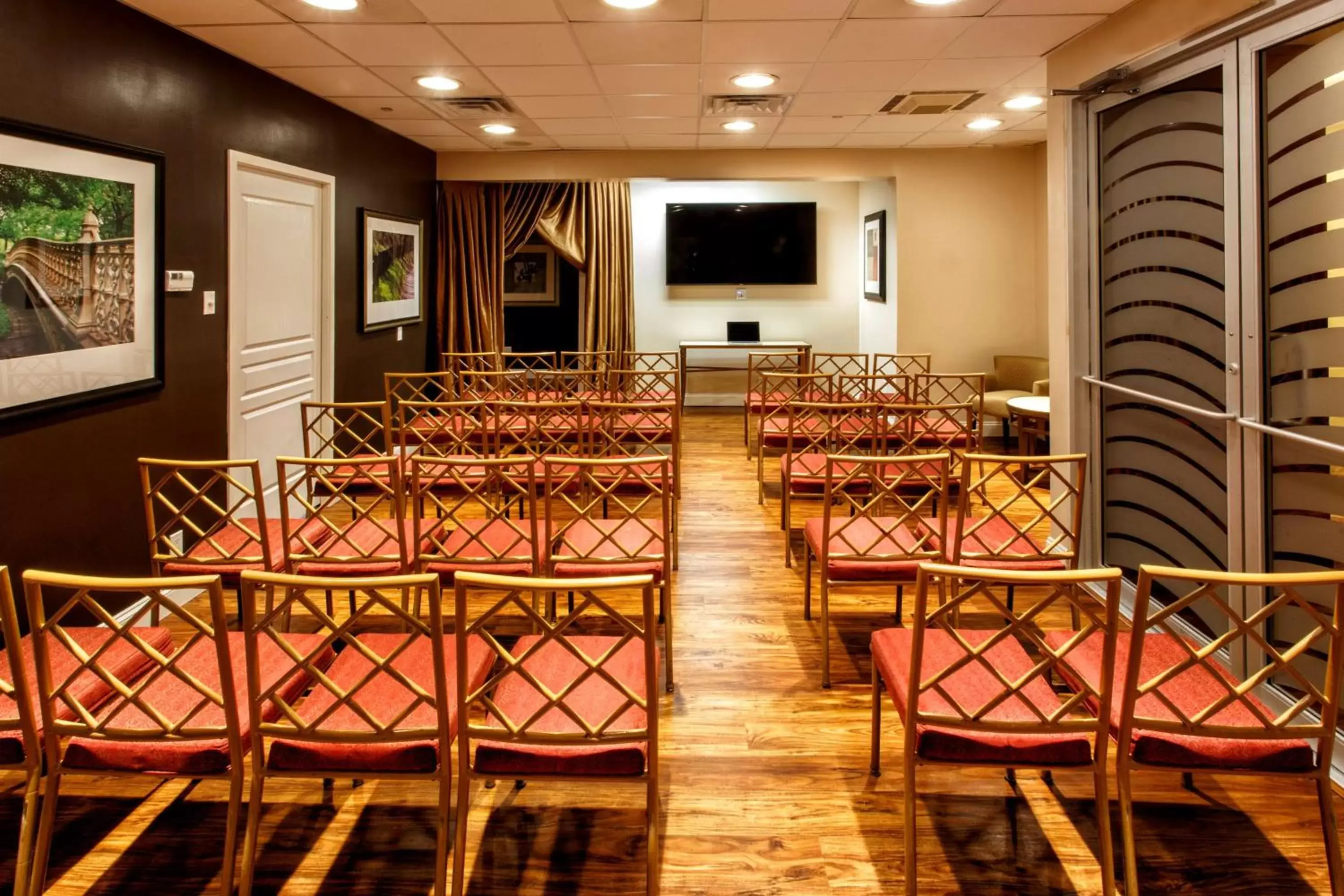 Meeting/conference room in Hilton Garden Inn New York/Staten Island