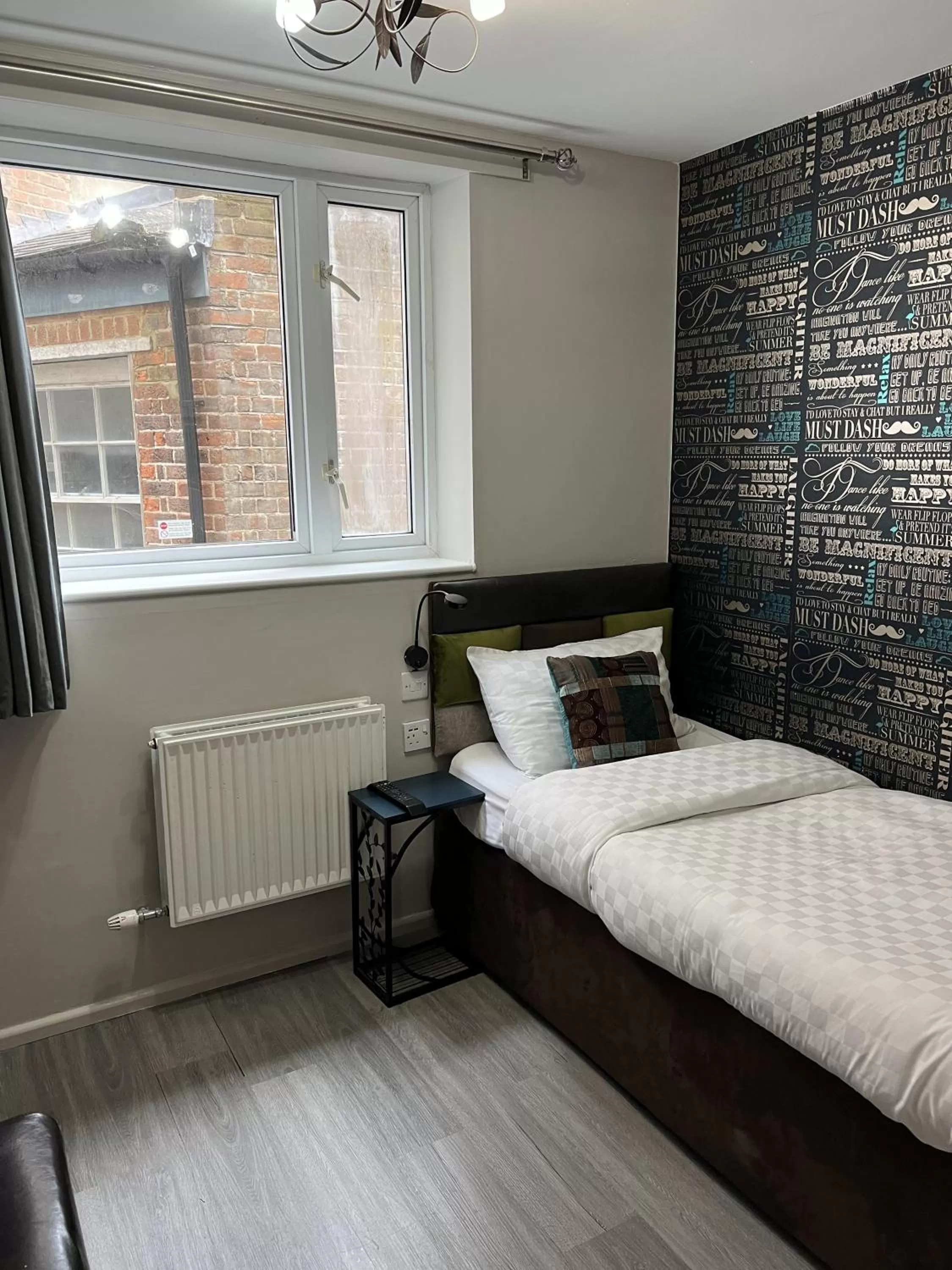 Standard Single Room - single occupancy in Astral Lodge