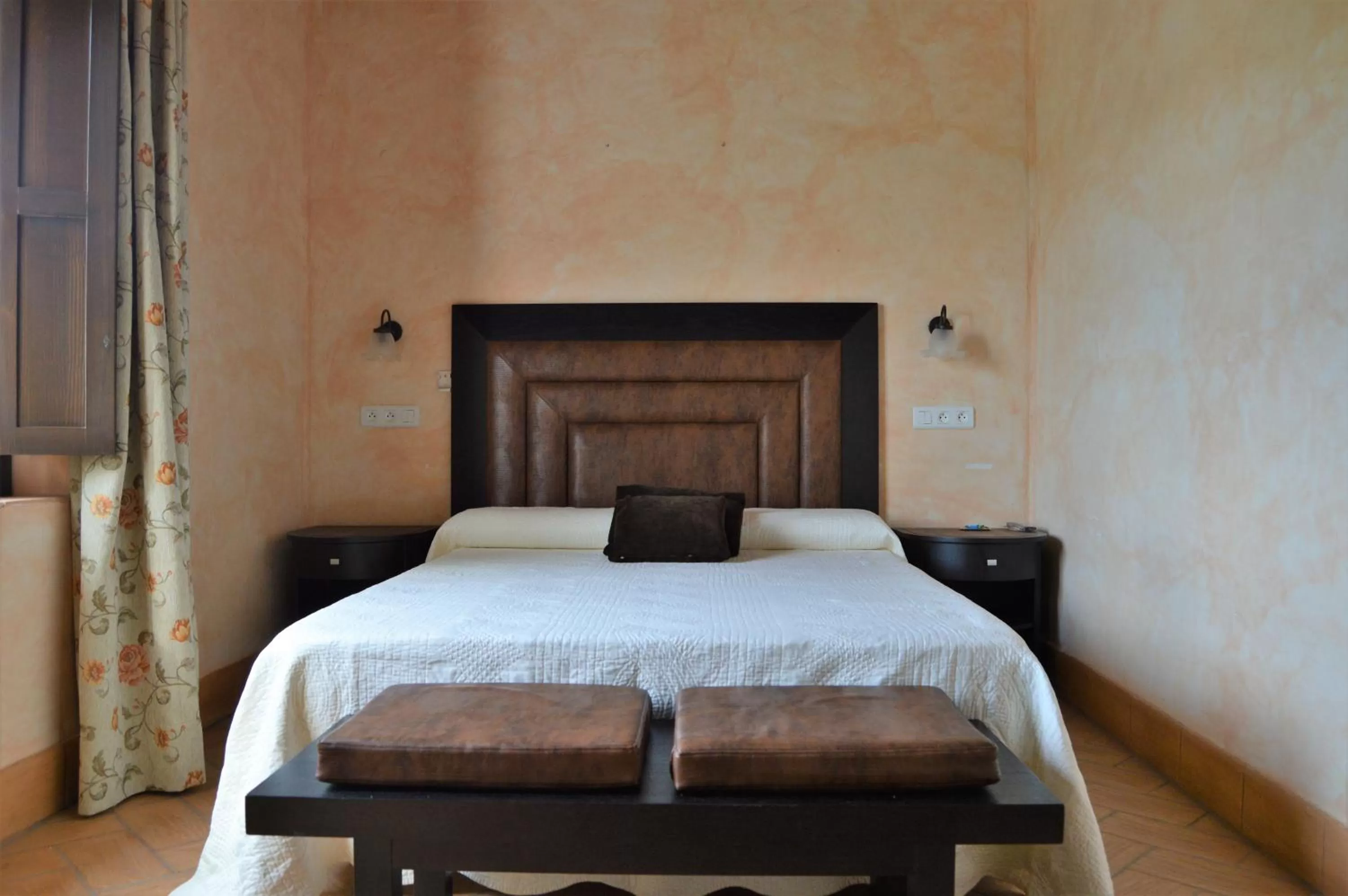 Bed in Apartamentos Turísticos - Hostal Los Alisos